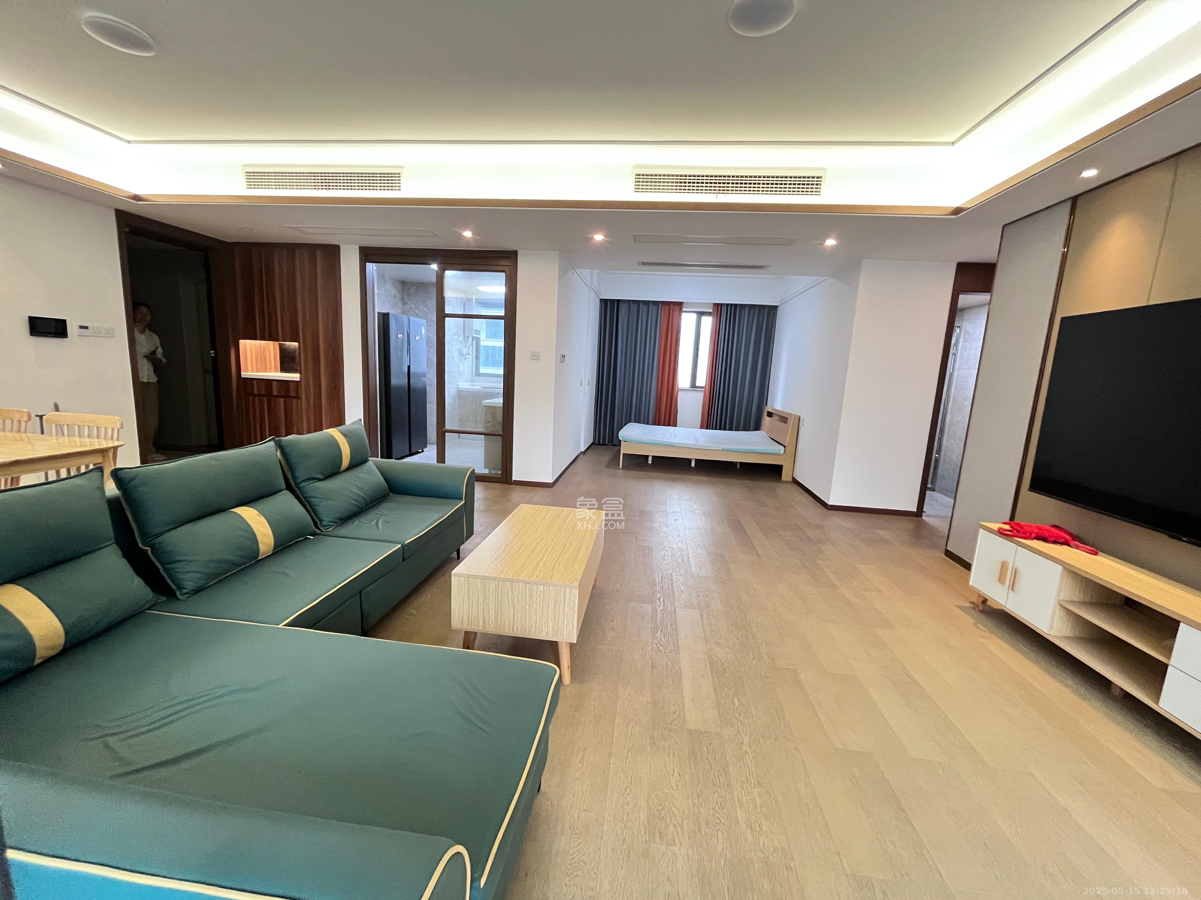 长沙万境潇湘 4室2厅2卫 3100.0元/月 长沙万境潇湘 4室2厅2卫 3100.0元/月室内图