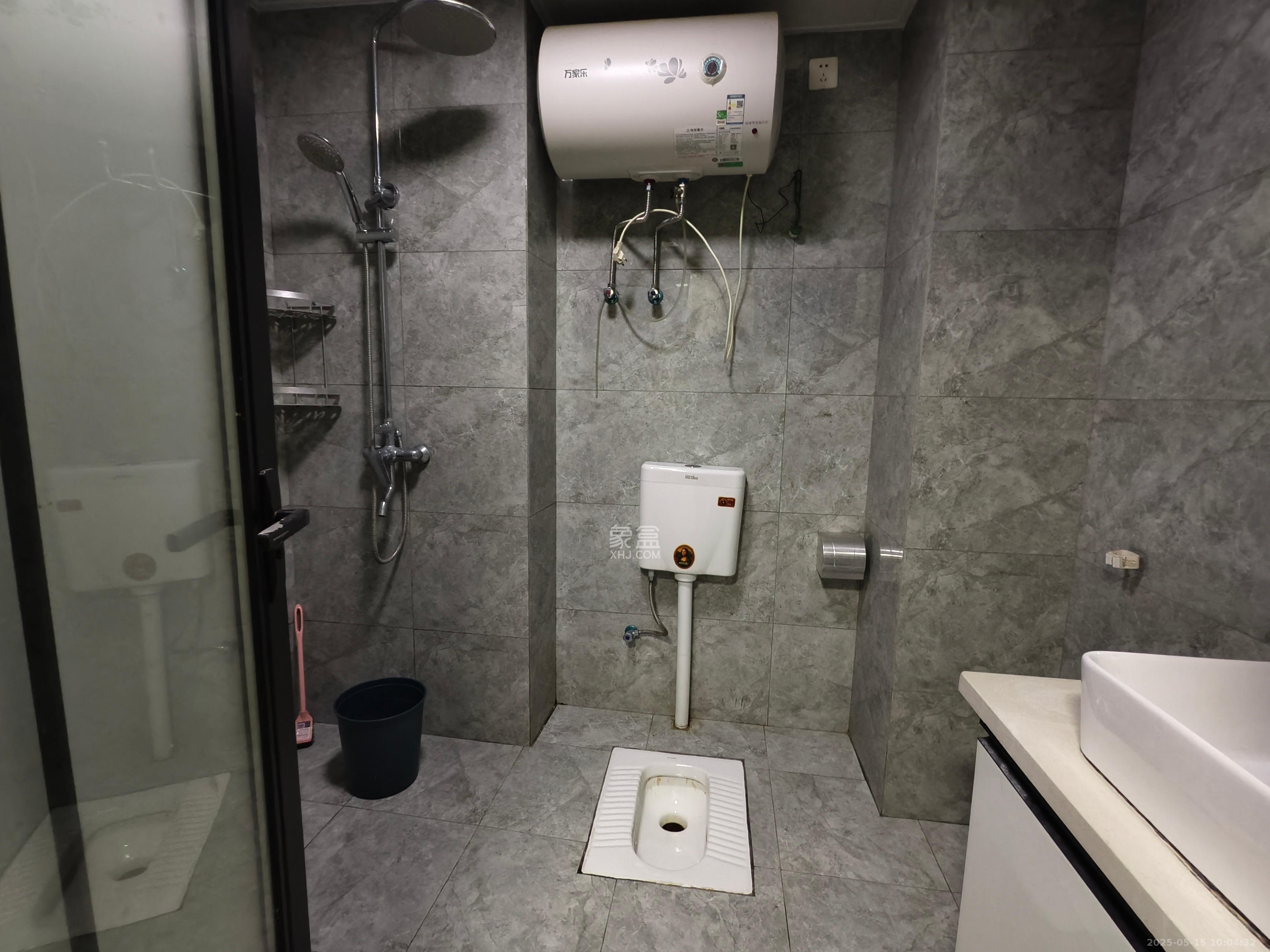 城市时光 1室1厅1卫 1250.0元/月 城市时光 1室1厅1卫 1250.0元/月室内图