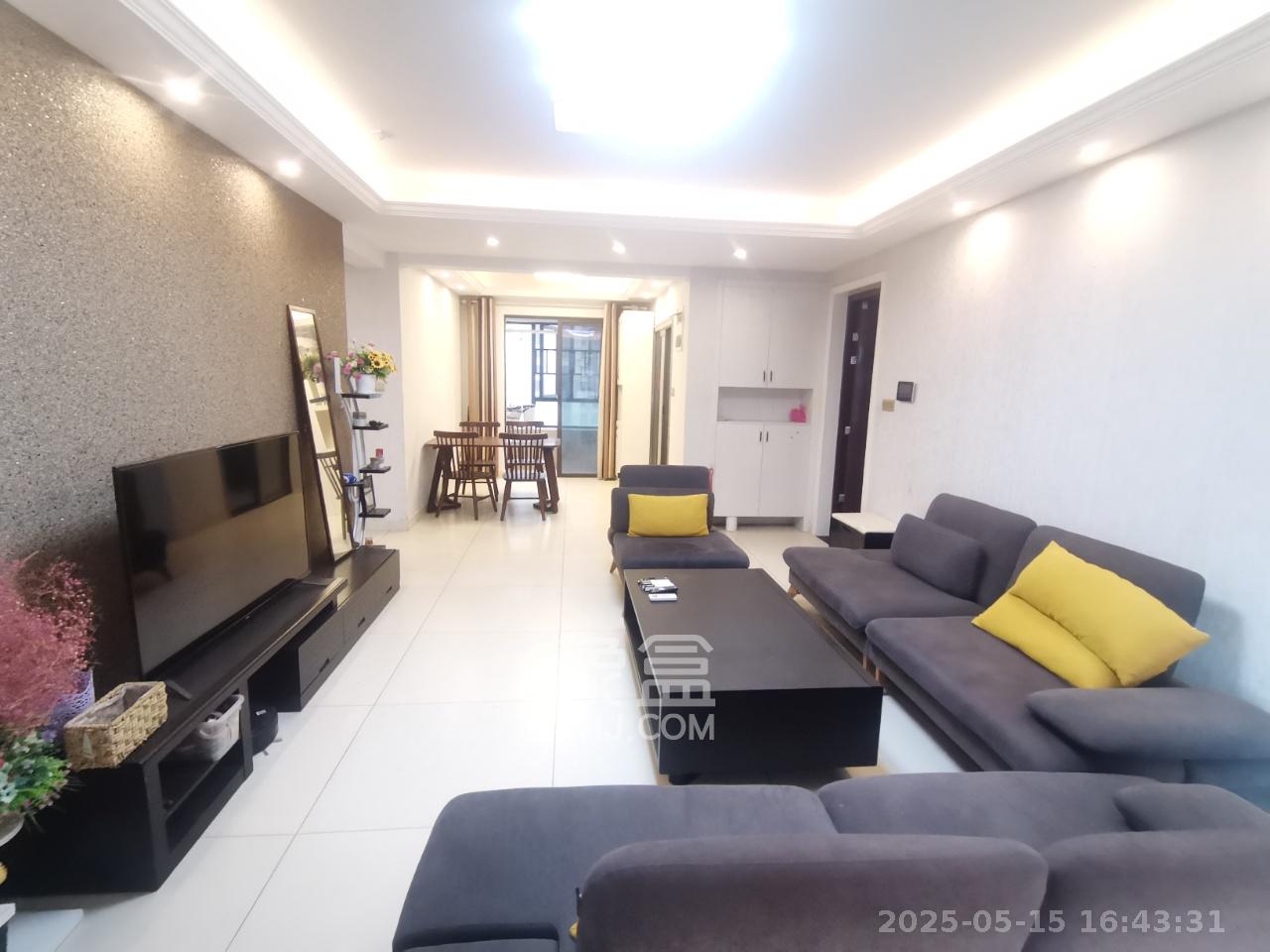 卓越浅水湾  4室2厅2卫    3500.0元/月 卓越浅水湾  4室2厅2卫    3500.0元/月室内图