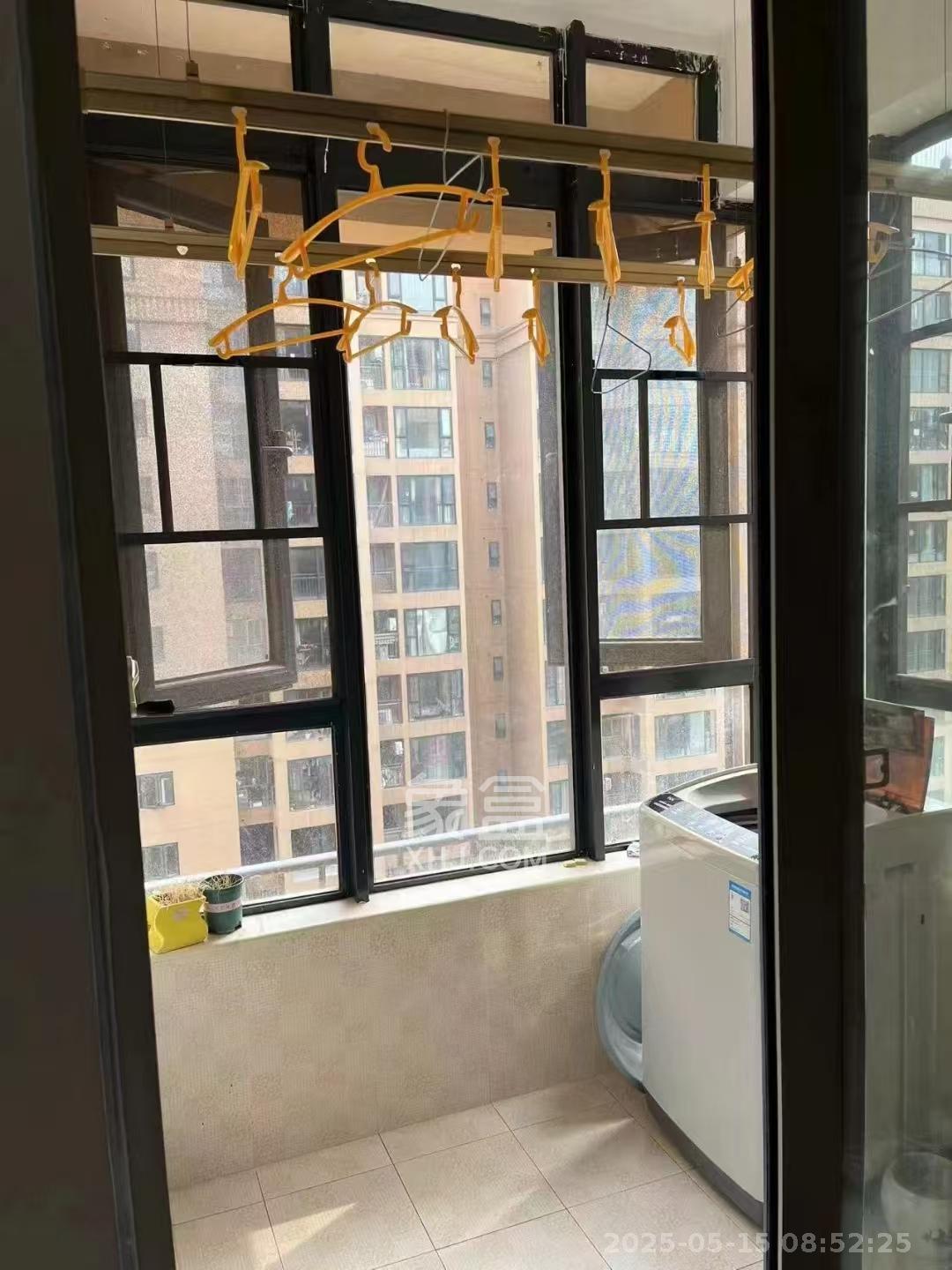 怡海星城 2室2厅1卫 1600.0元/月 怡海星城 2室2厅1卫 1600.0元/月室内图