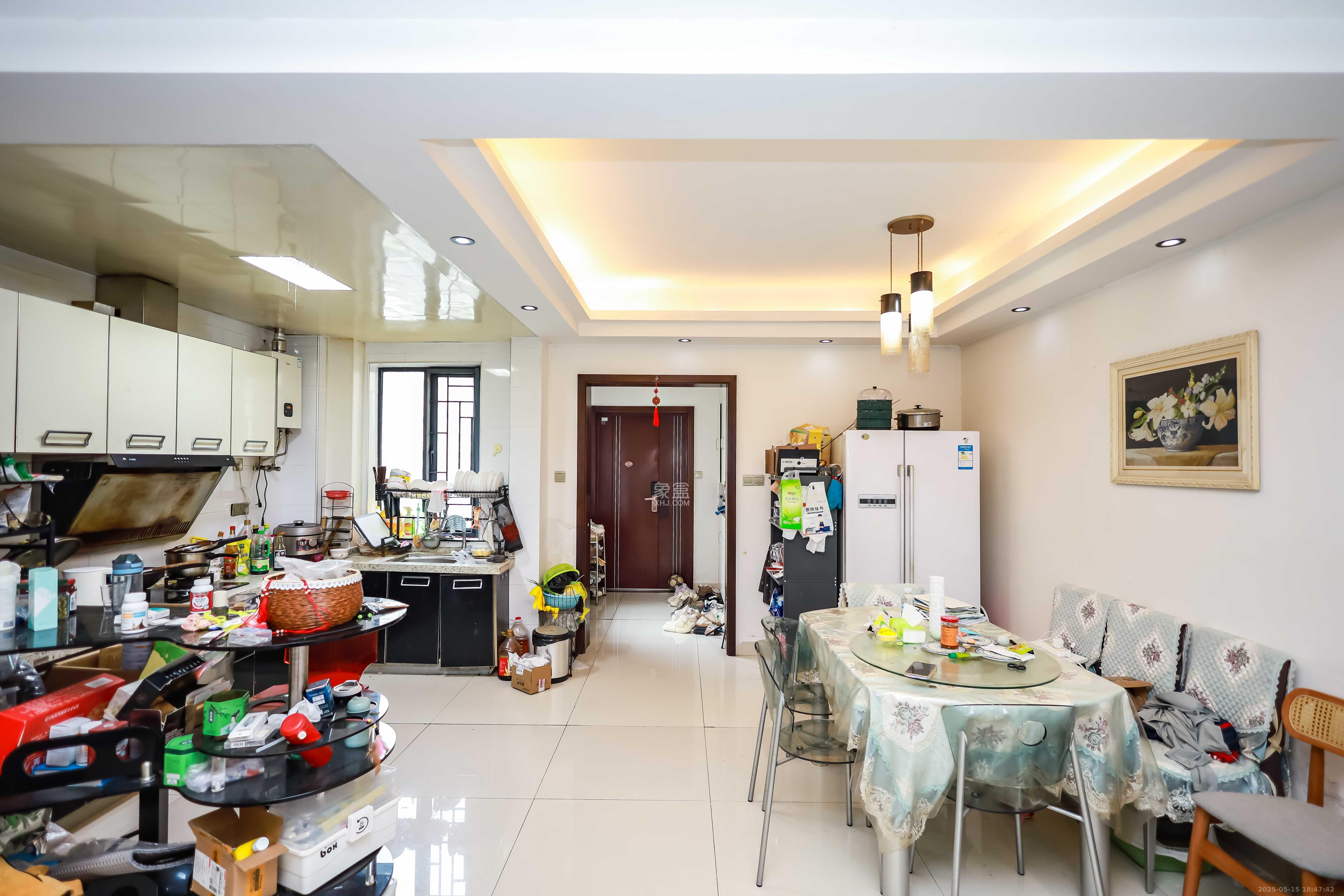 莱茵城  3室2厅2卫    95.8万 莱茵城  3室2厅2卫    95.8万客厅