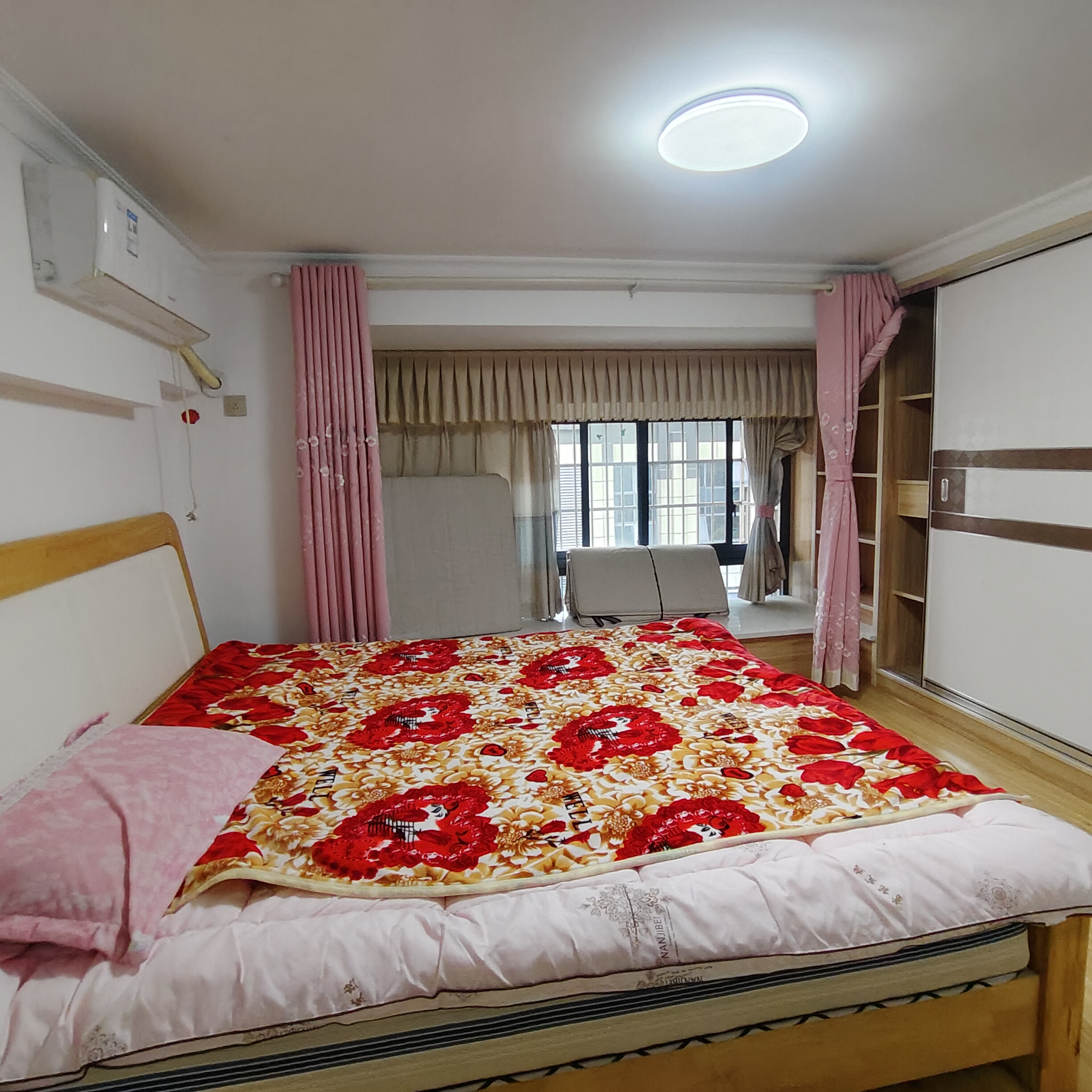 桃花缘 1室0厅0卫 1280.0元/月 桃花缘 1室0厅0卫 1280.0元/月室内图