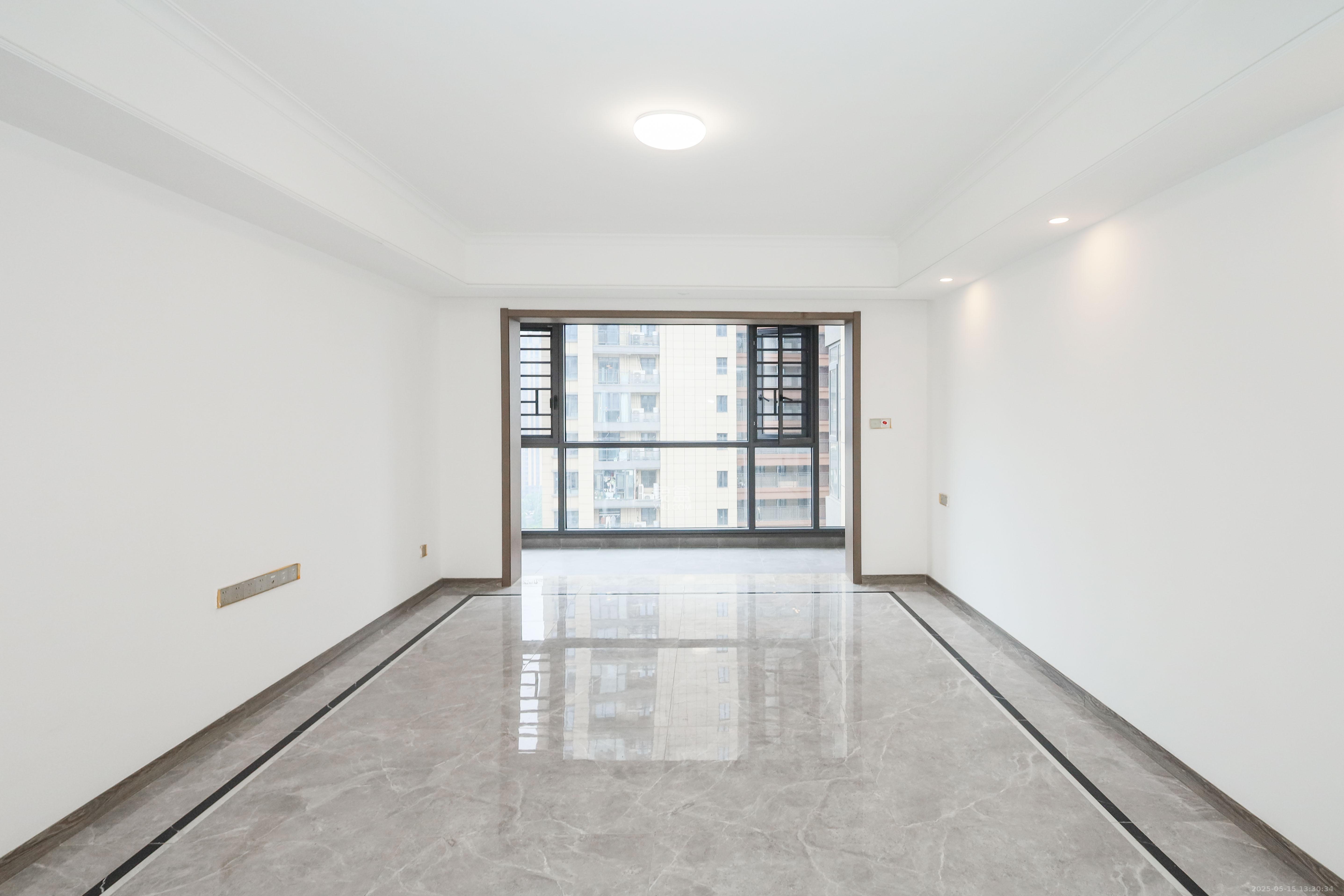 梦想新天地 3室2厅1卫 148.0万 梦想新天地 3室2厅1卫 148.0万客厅