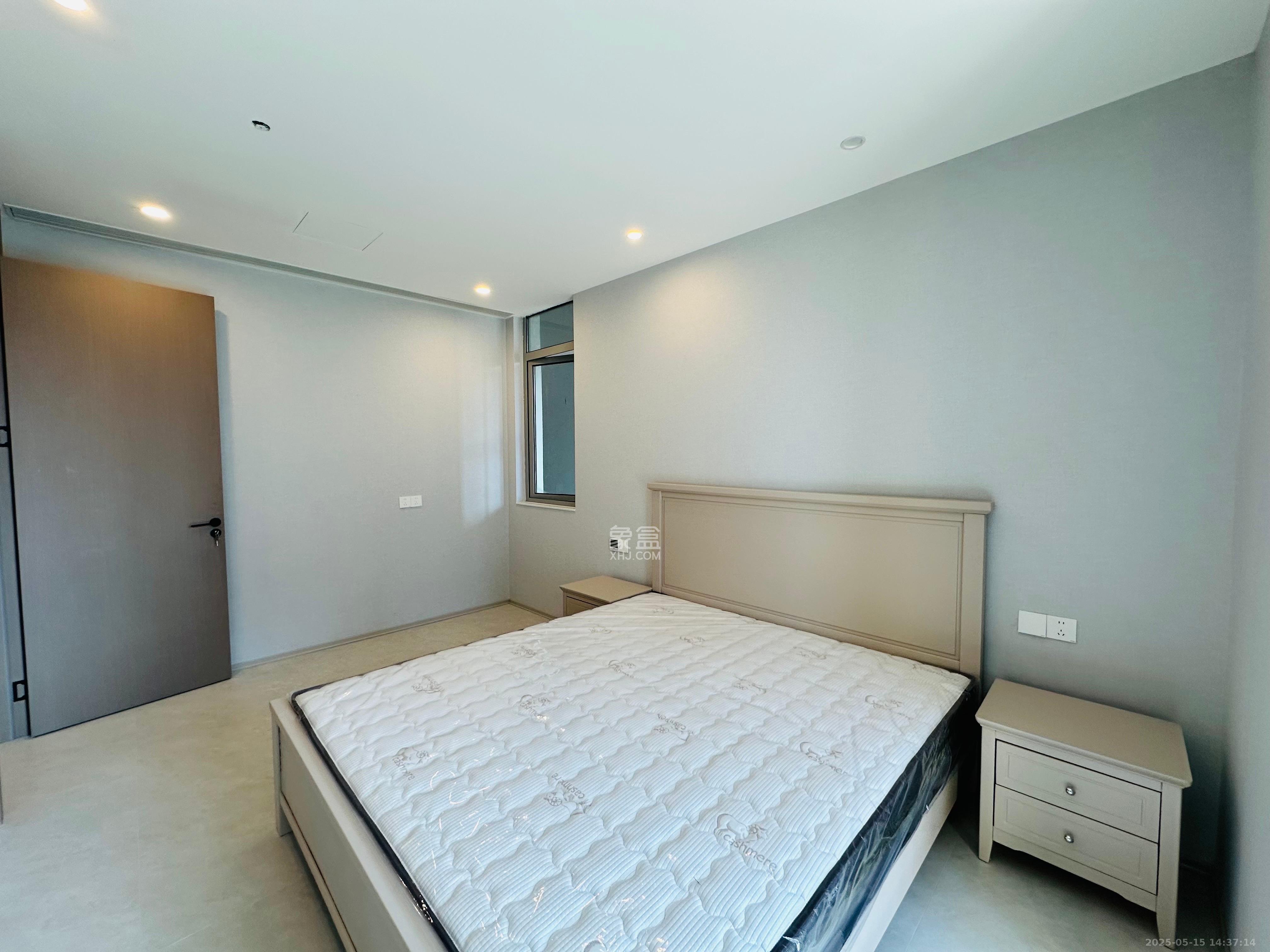 正荣梅溪紫阙台  4室2厅2卫   12000.00元/月室内图