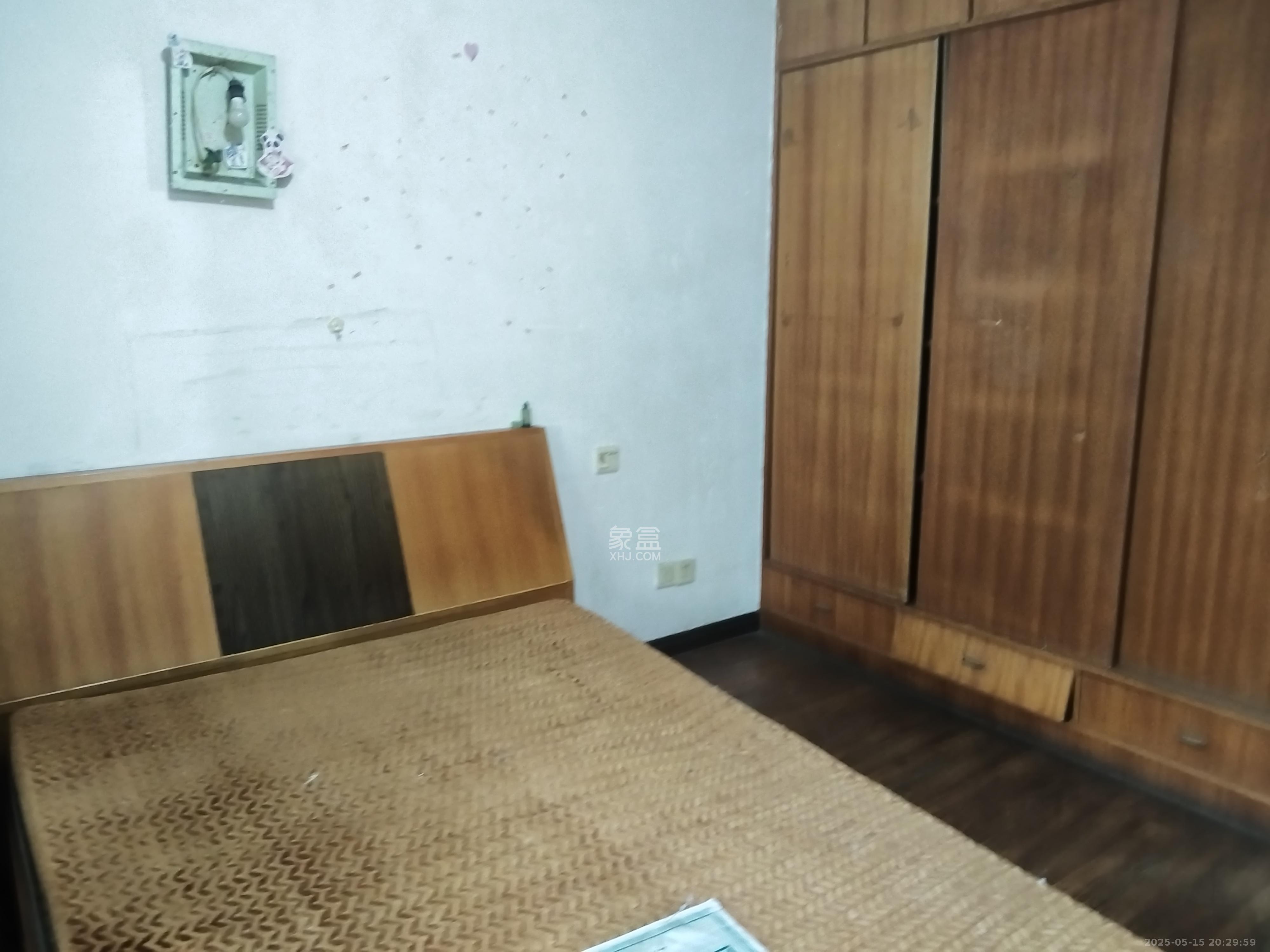 广厦新苑  2室2厅1卫   1600.00元/月室内图