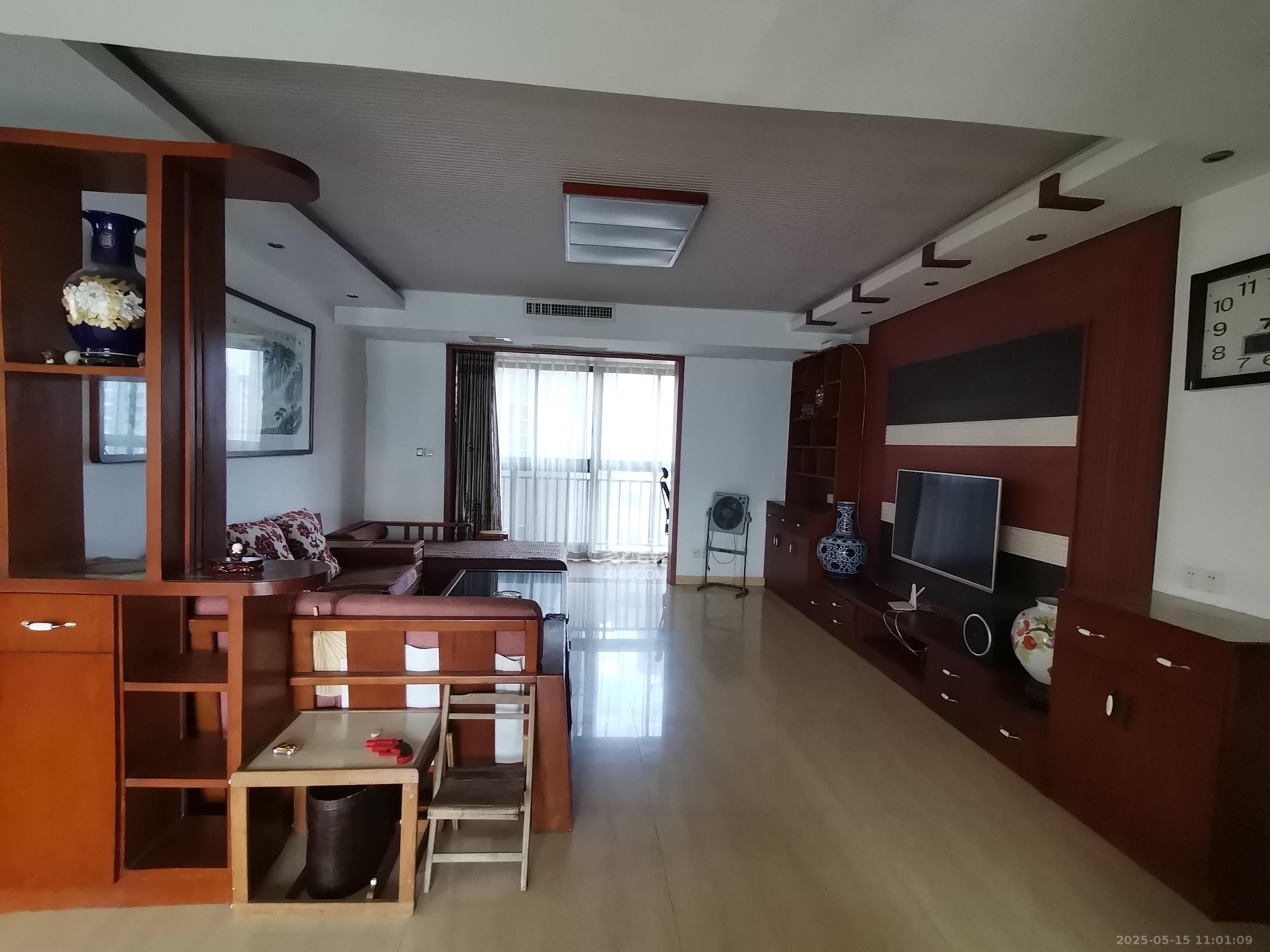 世景华庭 4室2厅2卫 2200.0元/月 世景华庭 4室2厅2卫 2200.0元/月室内图