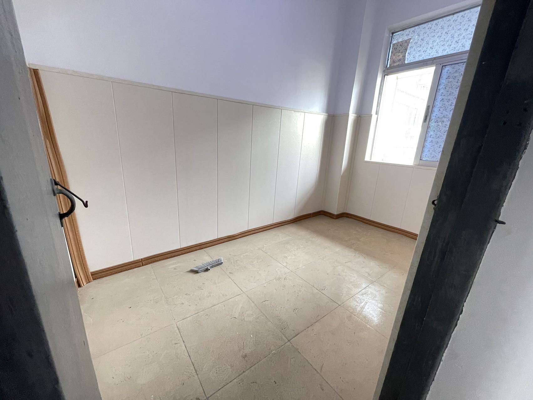 市建筑设计院宿舍(龙华二横路8号) 1室2厅1卫 58.0万 市建筑设计院宿舍(龙华二横路8号) 1室2厅1卫 58.0万室内图