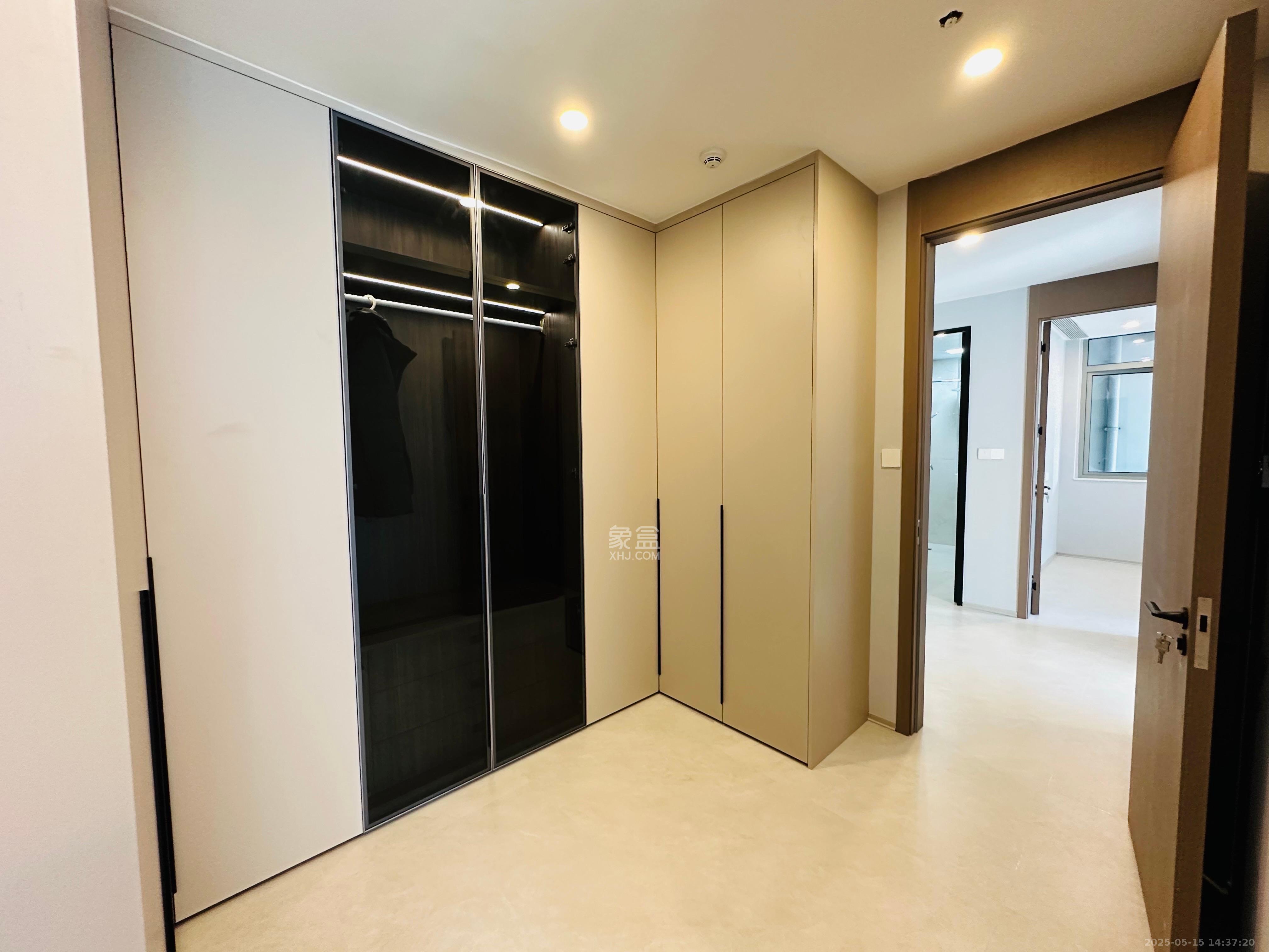 正荣梅溪紫阙台  4室2厅2卫   12000.00元/月室内图