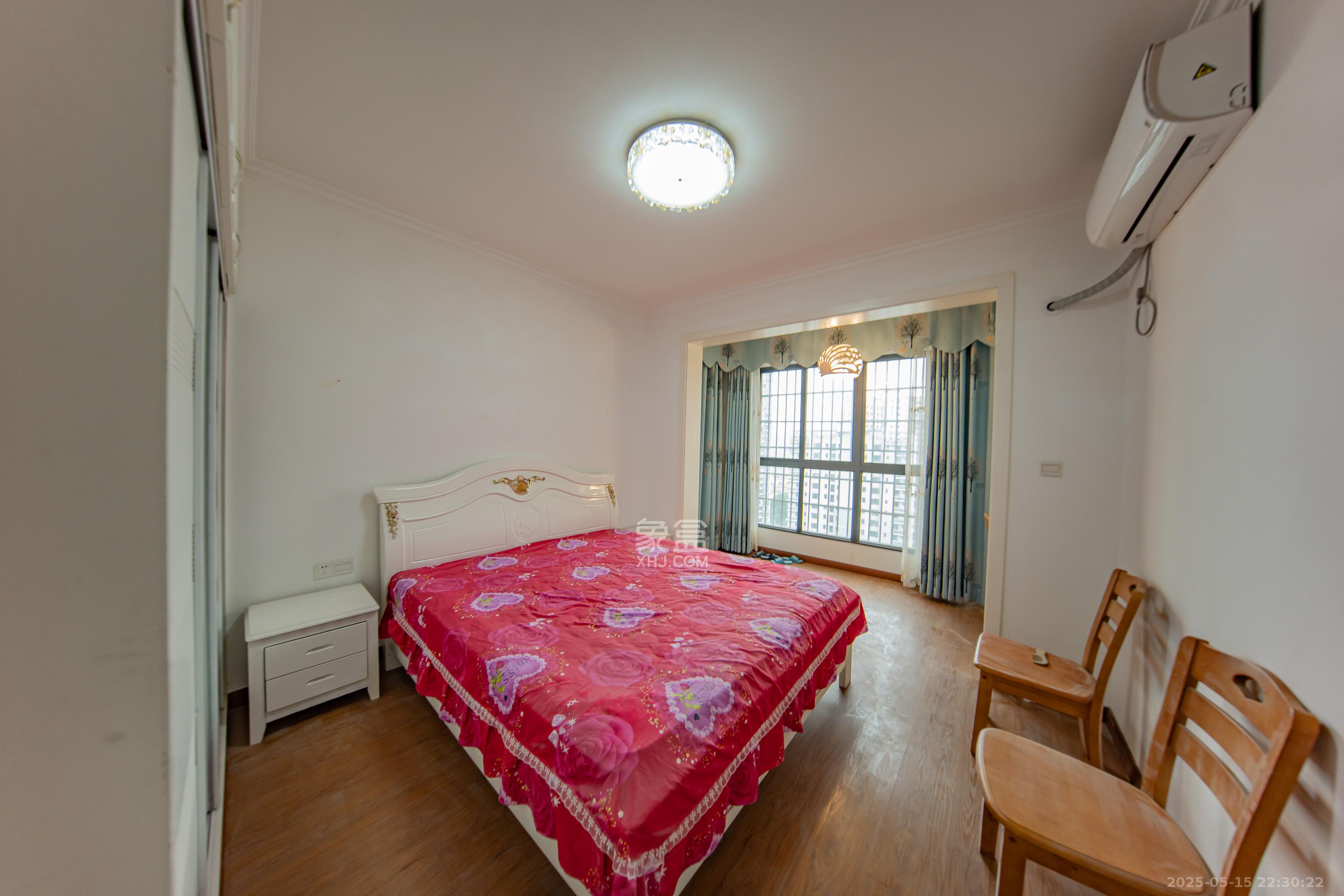 中建麓山和苑 3室2厅2卫 78.0万 中建麓山和苑 3室2厅2卫 78.0万卧室