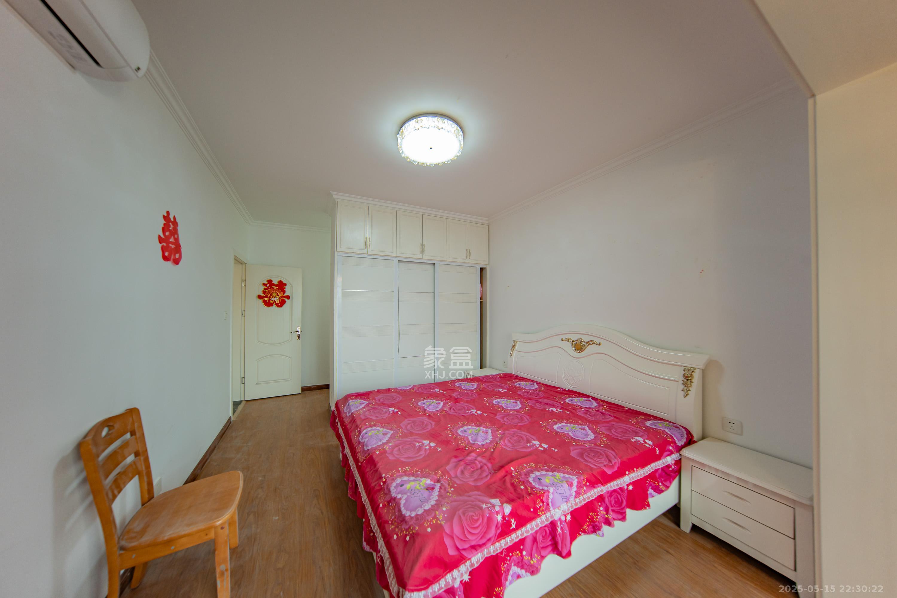 中建麓山和苑 3室2厅2卫 78.0万 中建麓山和苑 3室2厅2卫 78.0万卧室