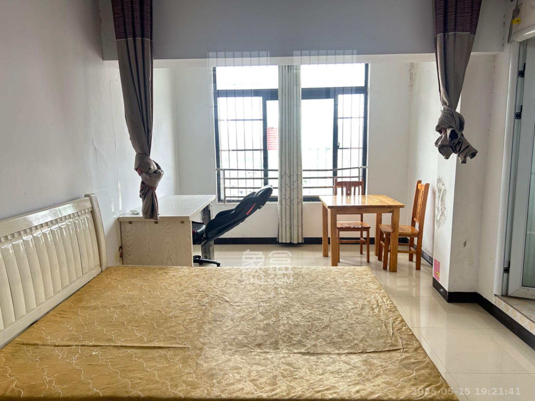 红树湾 1室1厅1卫 1000.0元/月 红树湾 1室1厅1卫 1000.0元/月室内图