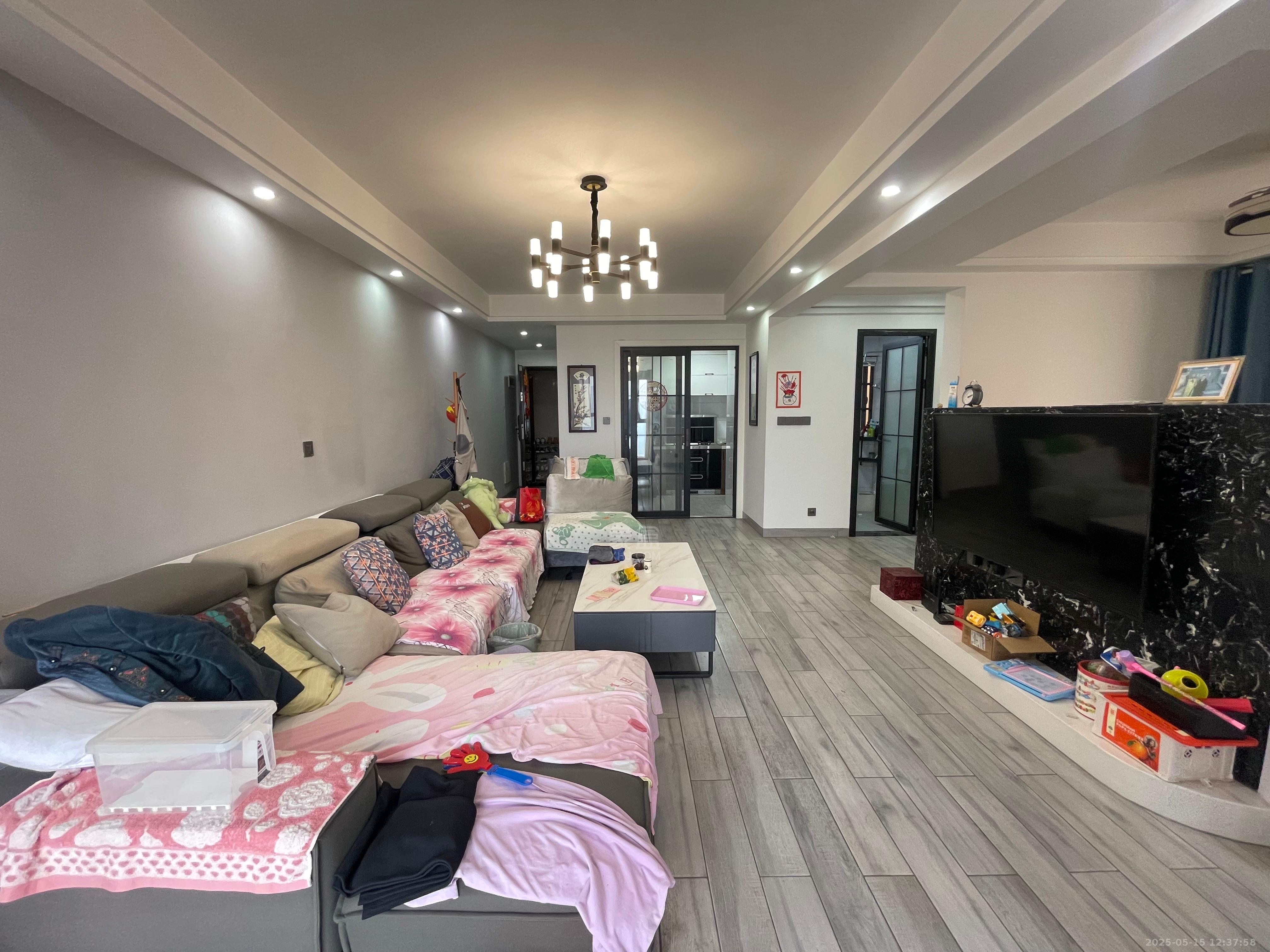 蓝溪谷  2室2厅1卫   1800.00元/月室内图
