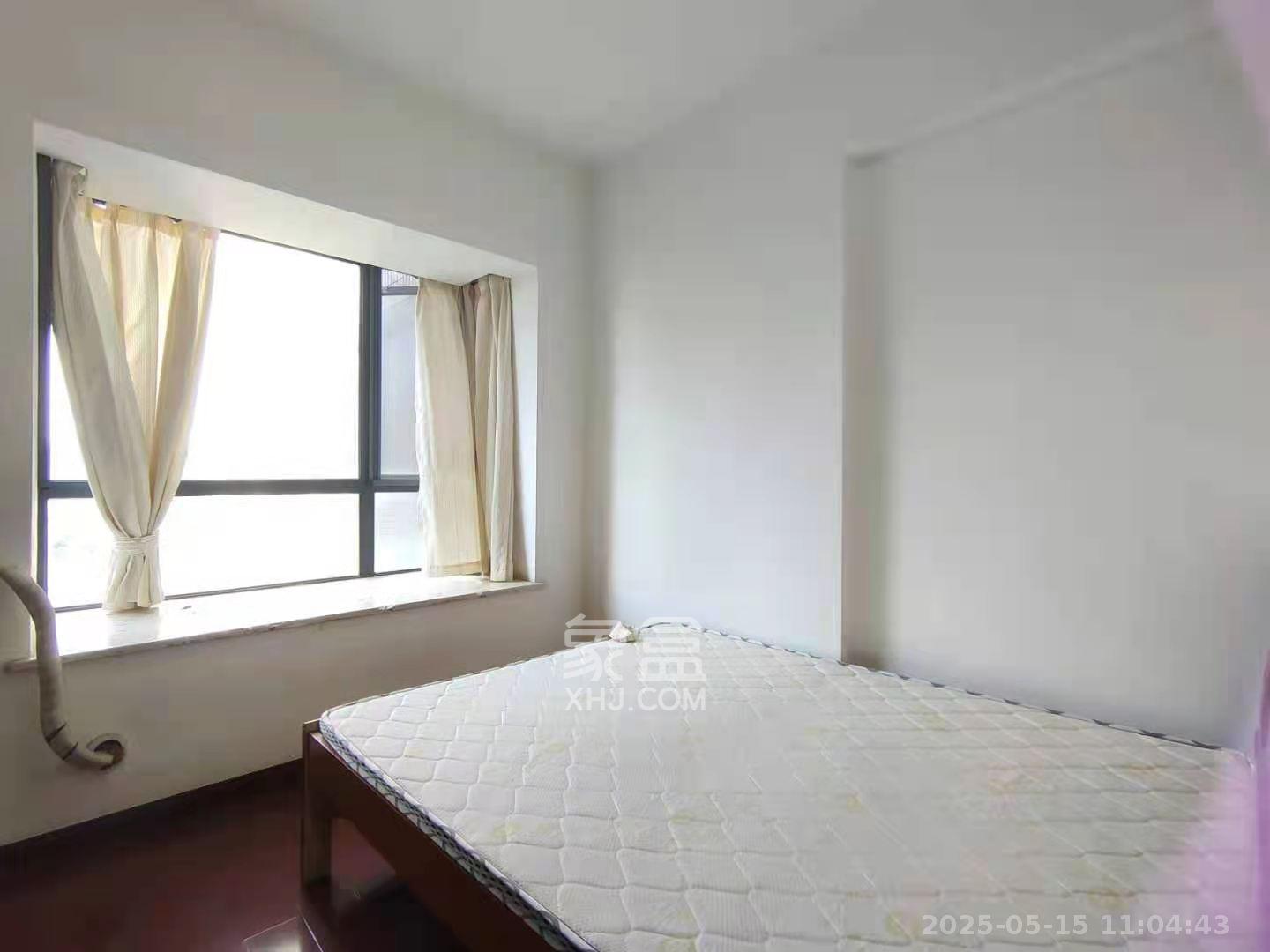 莱茵城  3室2厅1卫   2400.00元/月室内图
