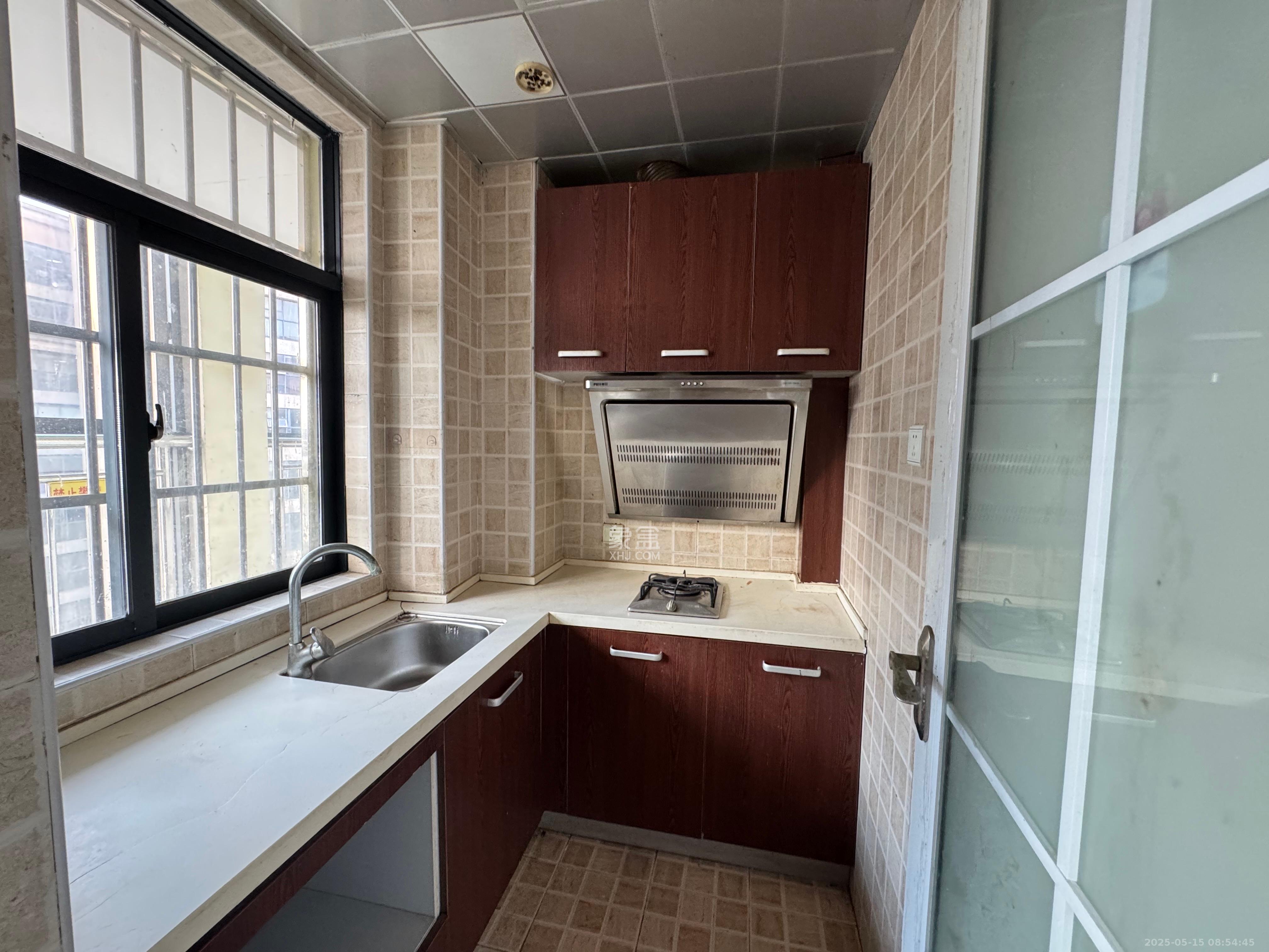 康乃馨老年生活示范城 1室1厅1卫 1000.0元/月 康乃馨老年生活示范城 1室1厅1卫 1000.0元/月室内图