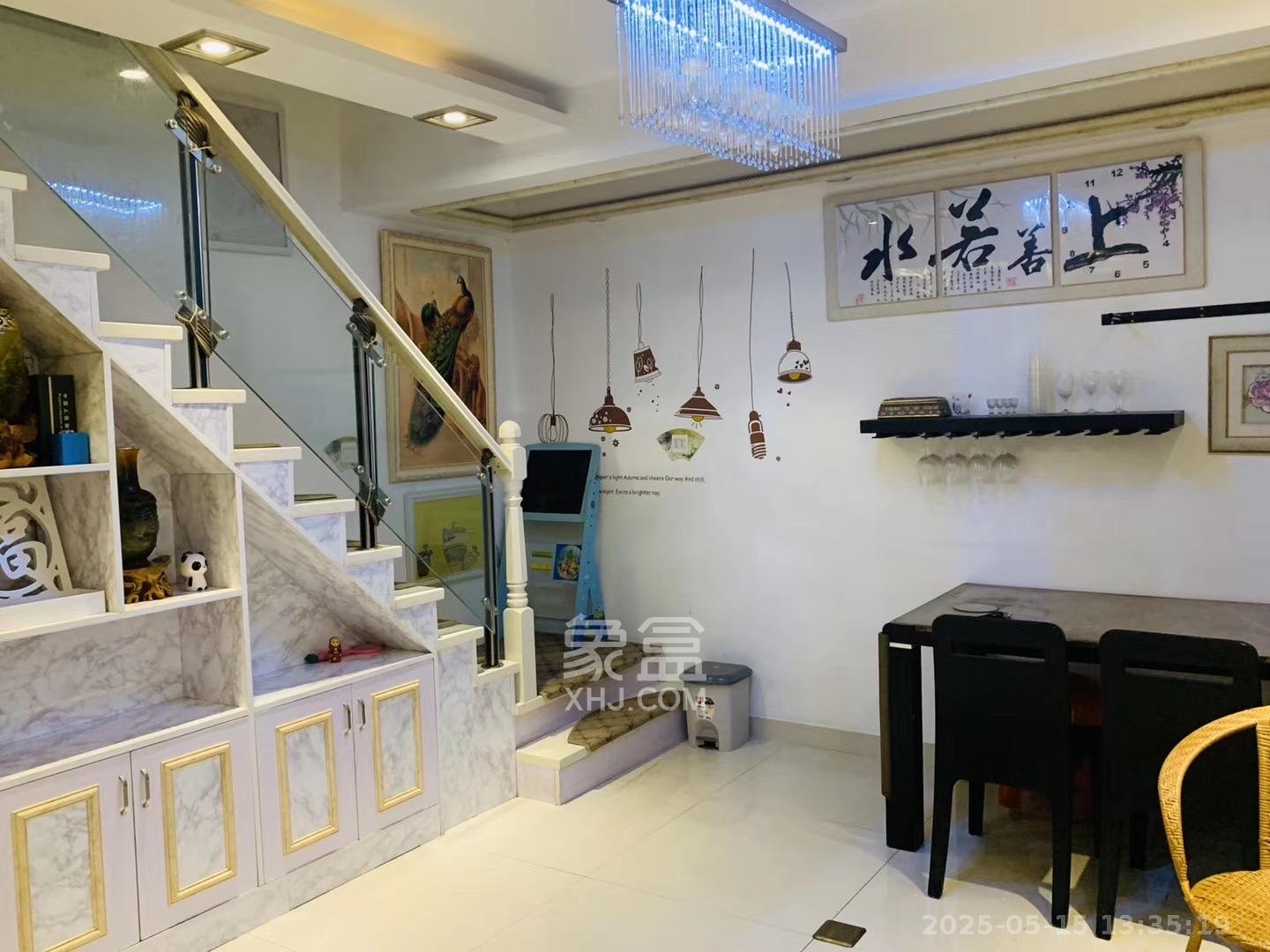 保利麓谷林语C区  5室2厅1卫   3300.00元/月室内图