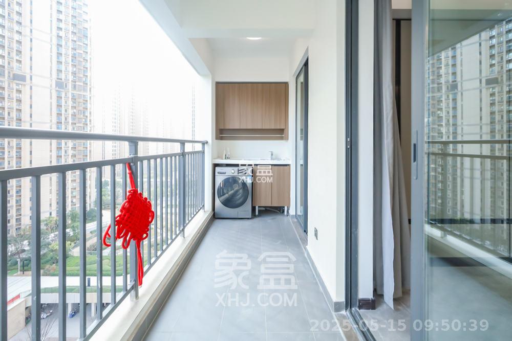 卓越中寰  4室2厅2卫   5200.00元/月室内图
