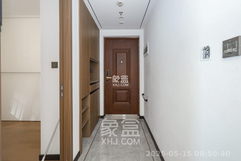 卓越中寰  4室2厅2卫   5200.00元/月室内图