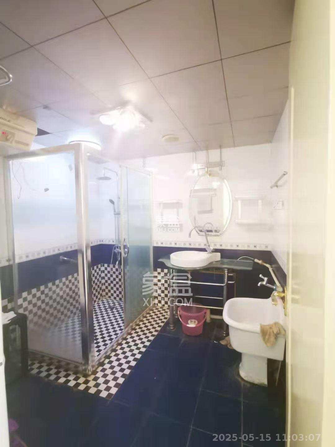 维一星城  2室2厅1卫    3500.0元/月 维一星城  2室2厅1卫    3500.0元/月室内图