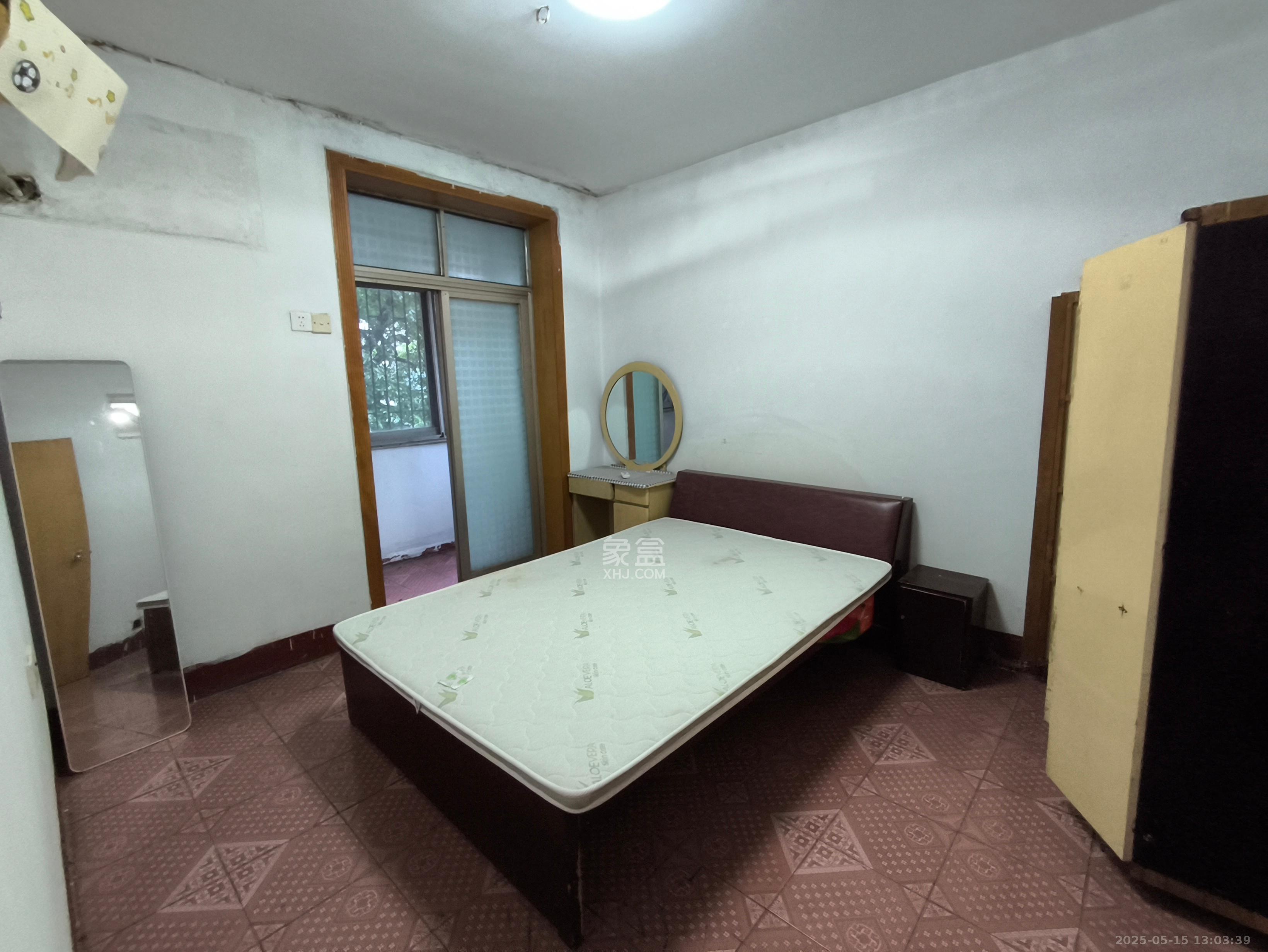 桂花二村 2室1厅1卫 1300.0元/月 桂花二村 2室1厅1卫 1300.0元/月室内图