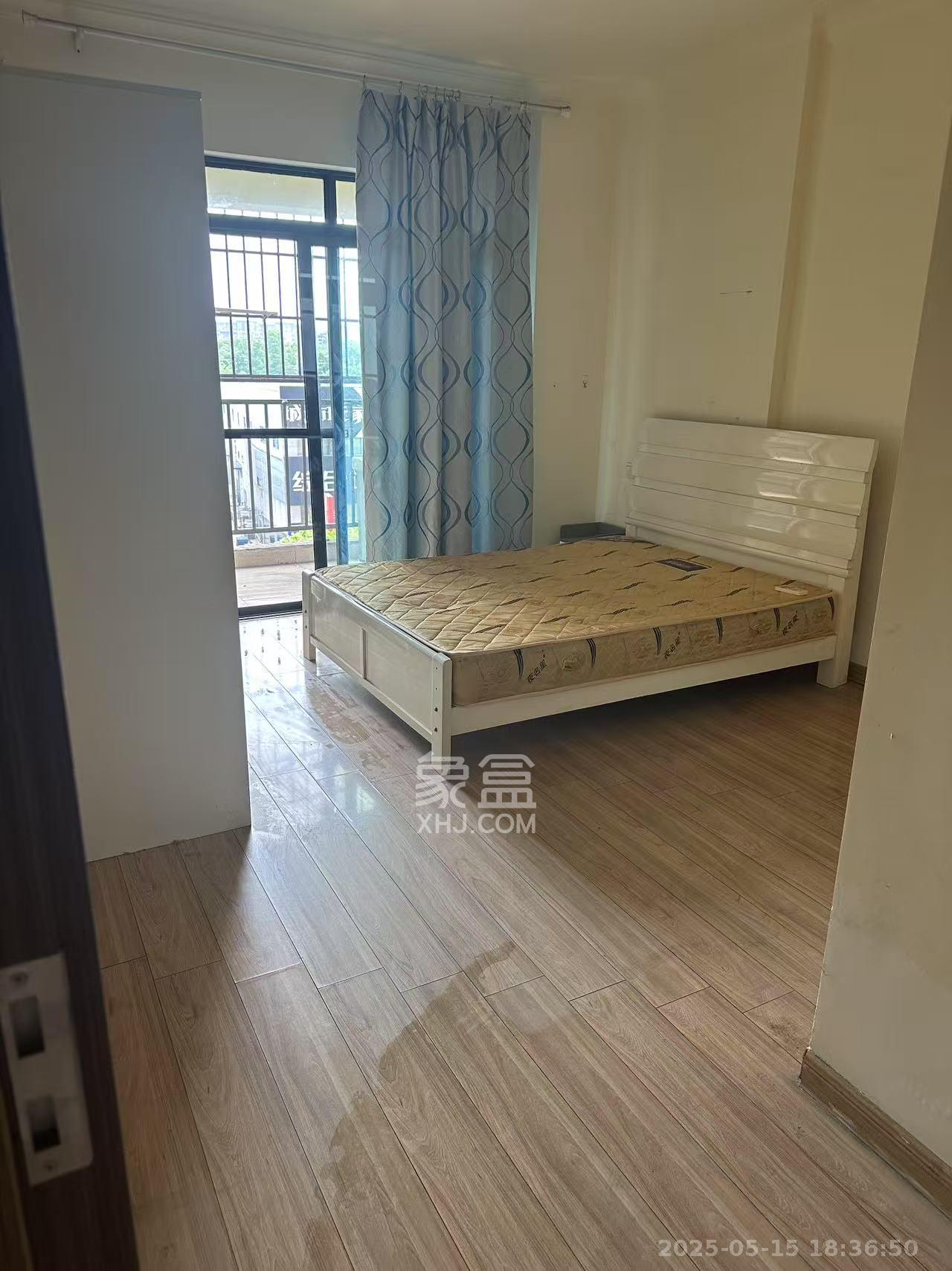夏威夷碧水春城（碧桂园城市花园）  4室1厅2卫   2500.00元/月室内图