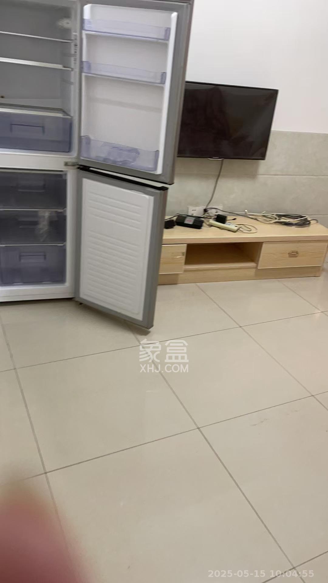 湖韵佳苑 2室1厅1卫 1800.0元/月 湖韵佳苑 2室1厅1卫 1800.0元/月室内图