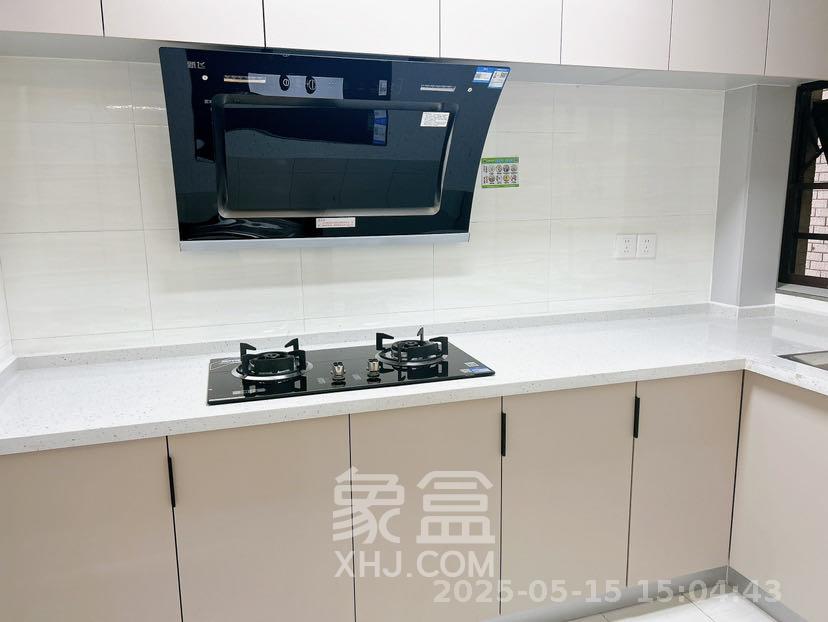 上东辛顿公寓  3室2厅2卫   3000.00元/月室内图