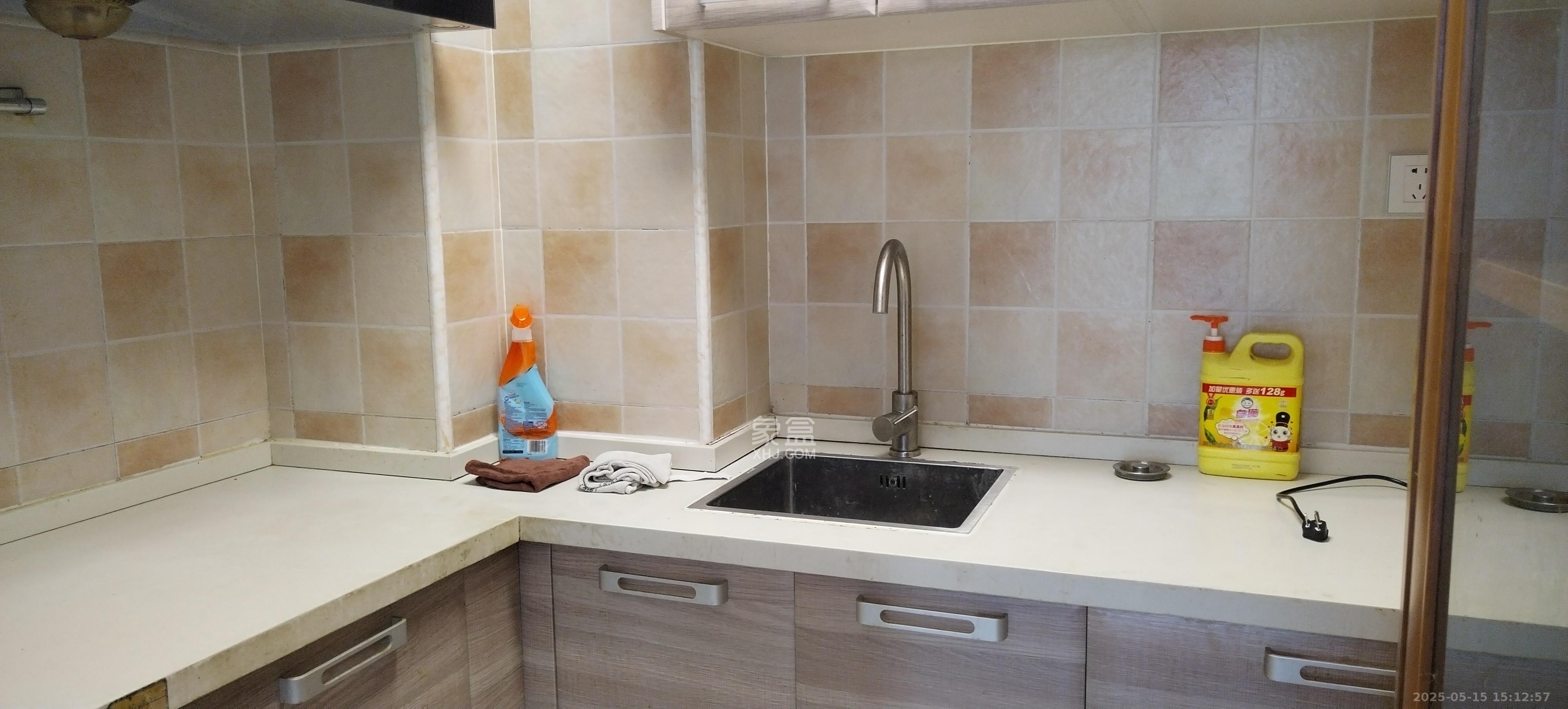 融科东南海  1室1厅1卫    1850.0元/月 融科东南海  1室1厅1卫    1850.0元/月