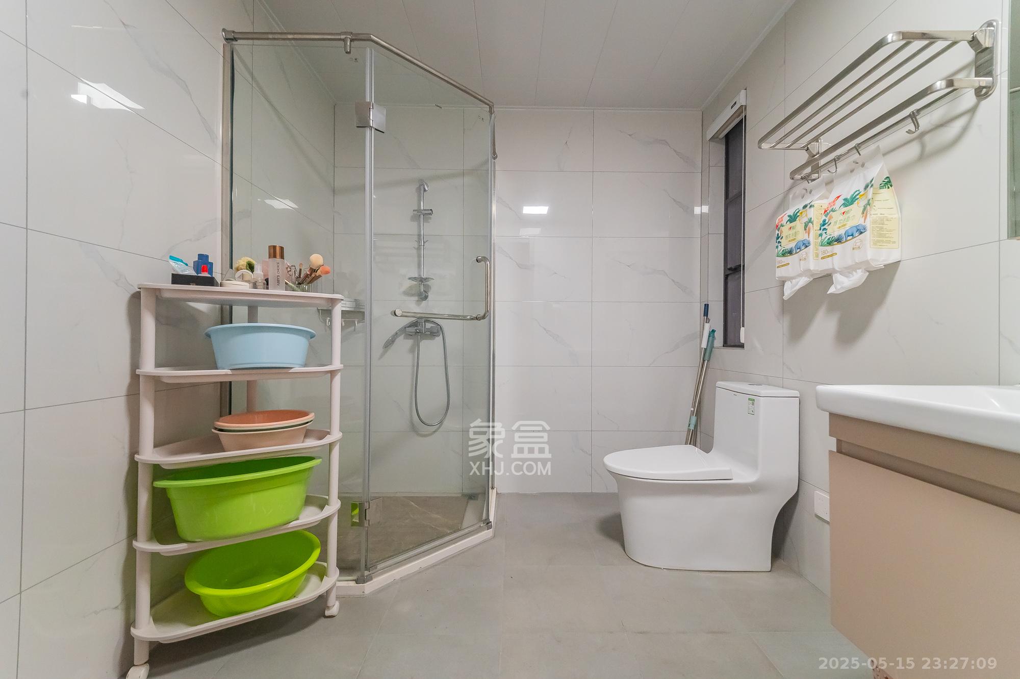 中交建发松雅院  4室2厅2卫    146.8万 中交建发松雅院  4室2厅2卫    146.8万卫生间