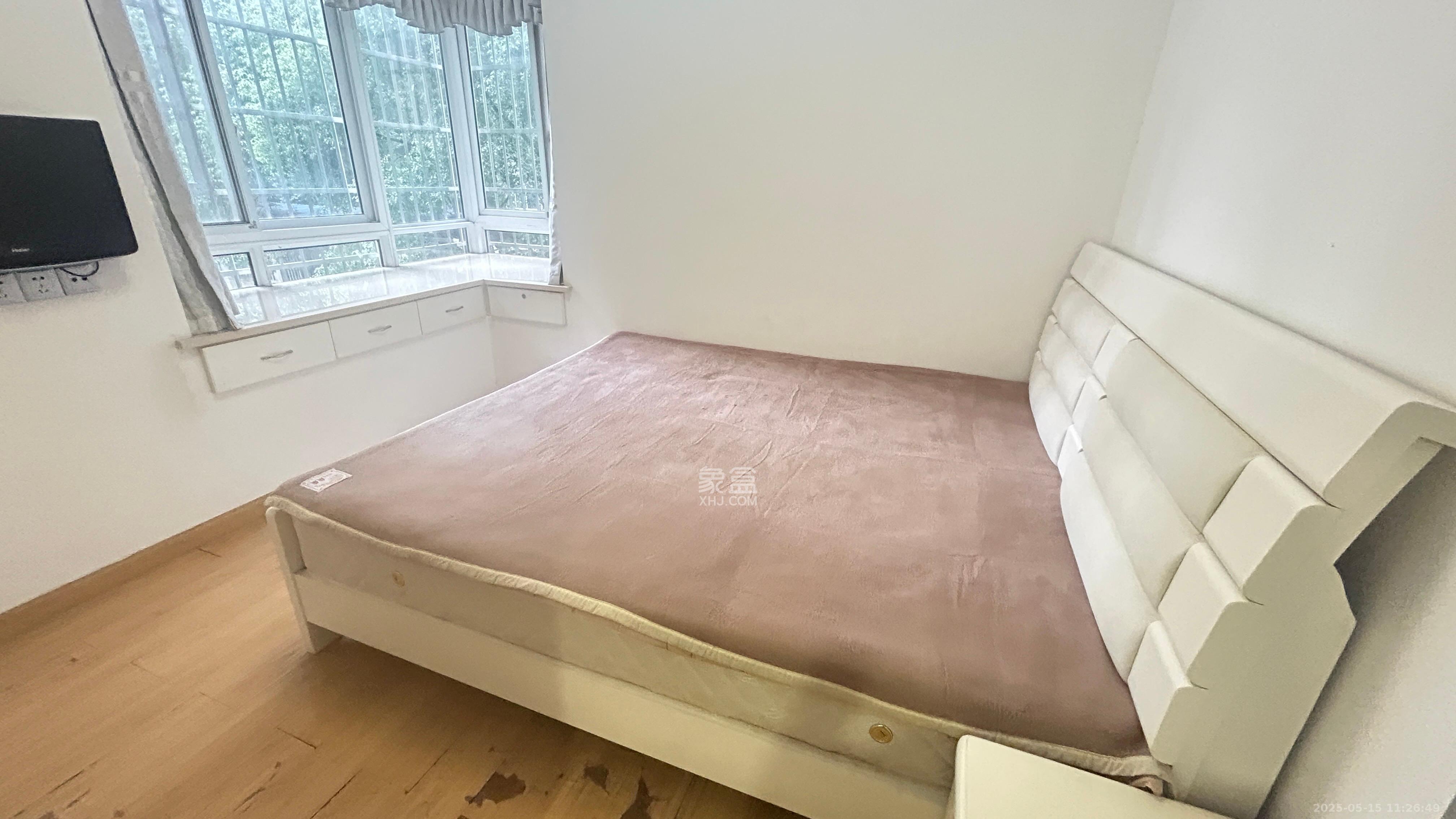 泊林晶城  2室2厅1卫   1800.00元/月室内图