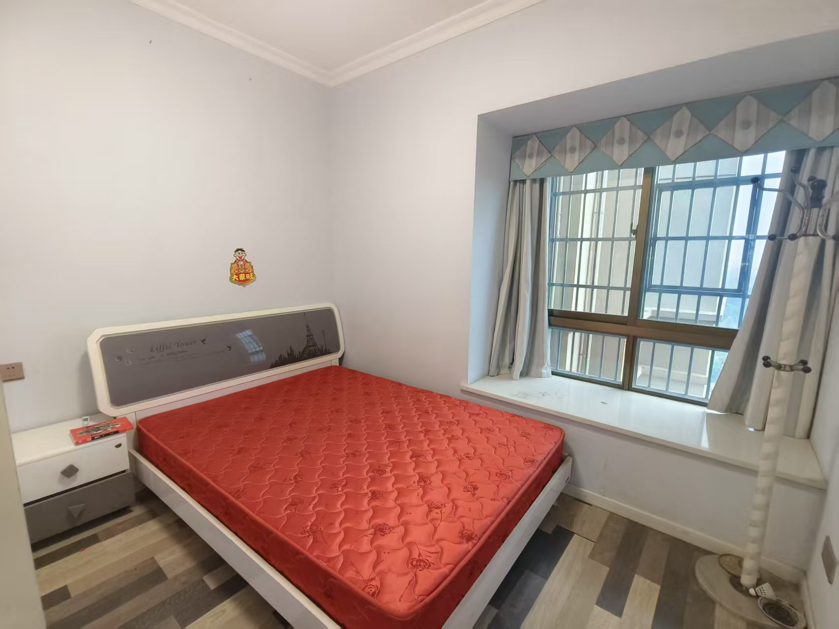 碧桂园 3室2厅2卫 1400.0元/月 碧桂园 3室2厅2卫 1400.0元/月室内图