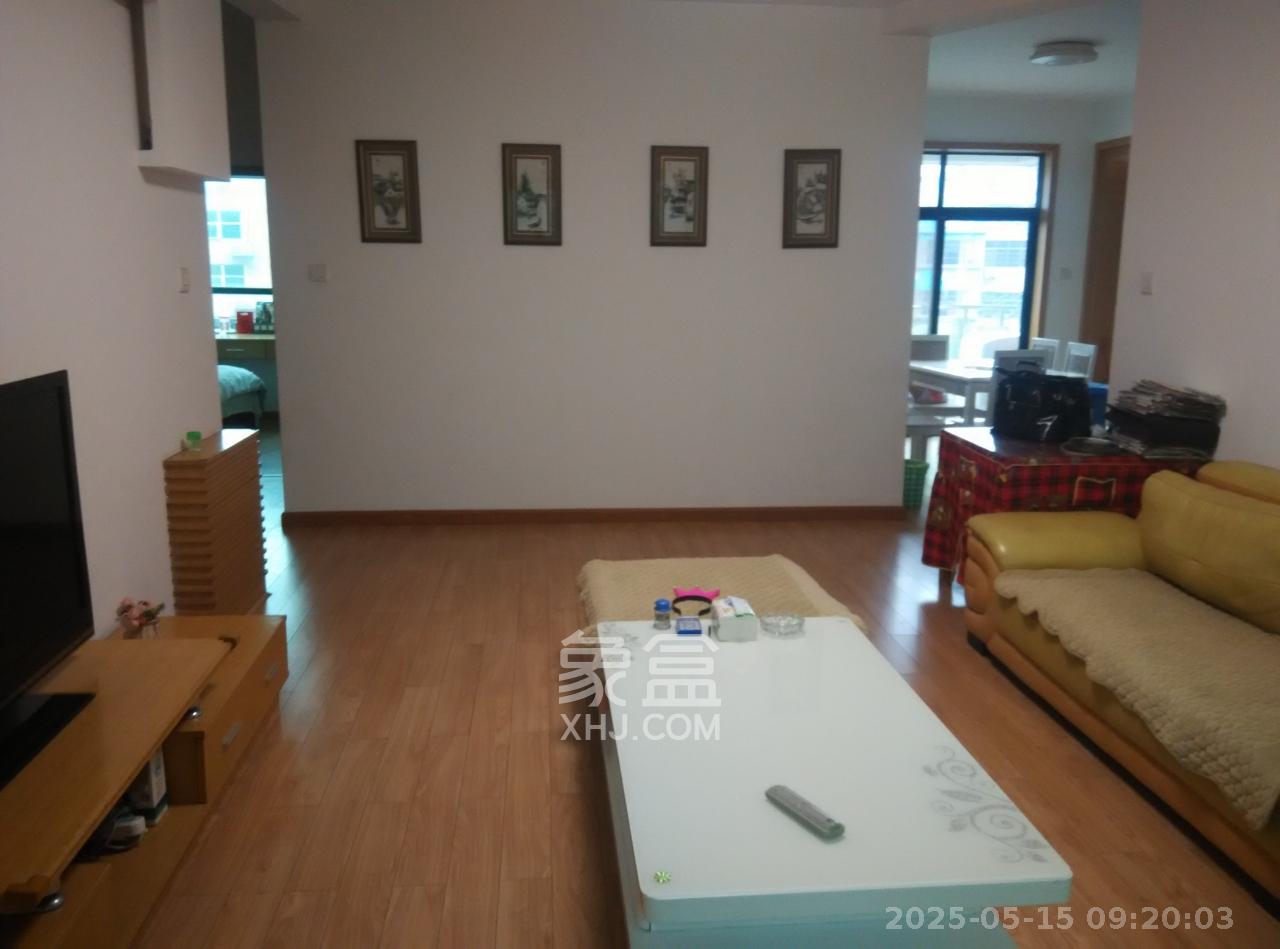 湘府东苑 3室2厅2卫 2700.0元/月 湘府东苑 3室2厅2卫 2700.0元/月室内图