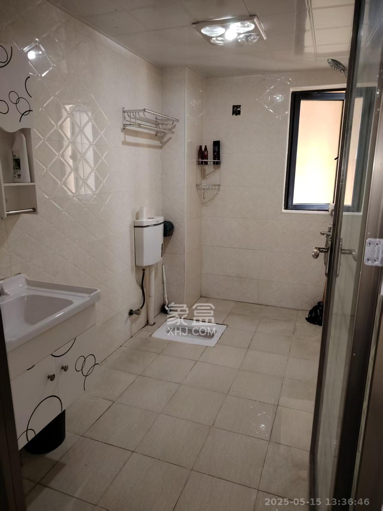 中建芙蓉嘉苑 3室2厅2卫 2200.0元/月 中建芙蓉嘉苑 3室2厅2卫 2200.0元/月室内图