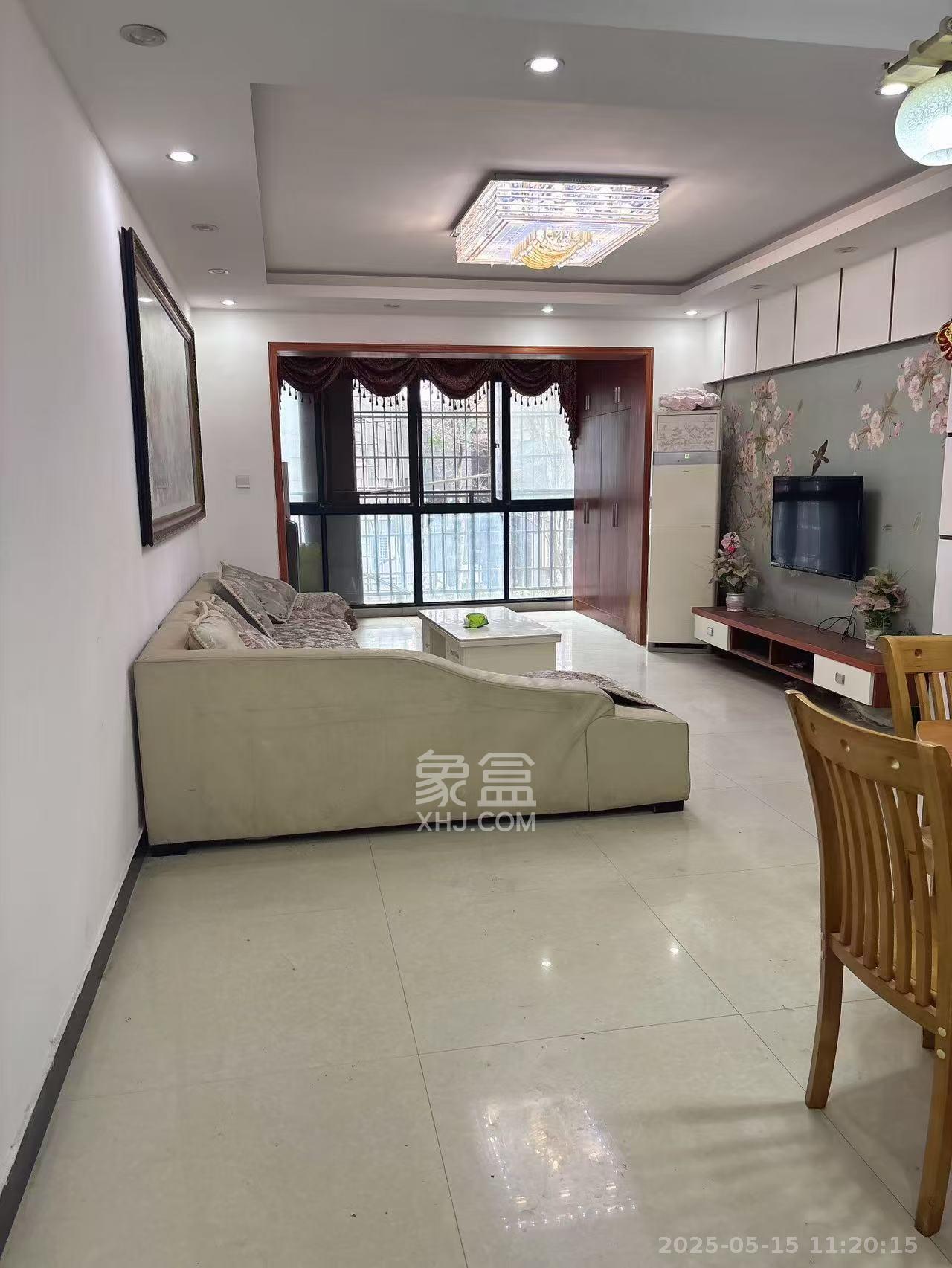 嘉华城(一期) 3室2厅1卫 2500.0元/月 嘉华城(一期) 3室2厅1卫 2500.0元/月室内图