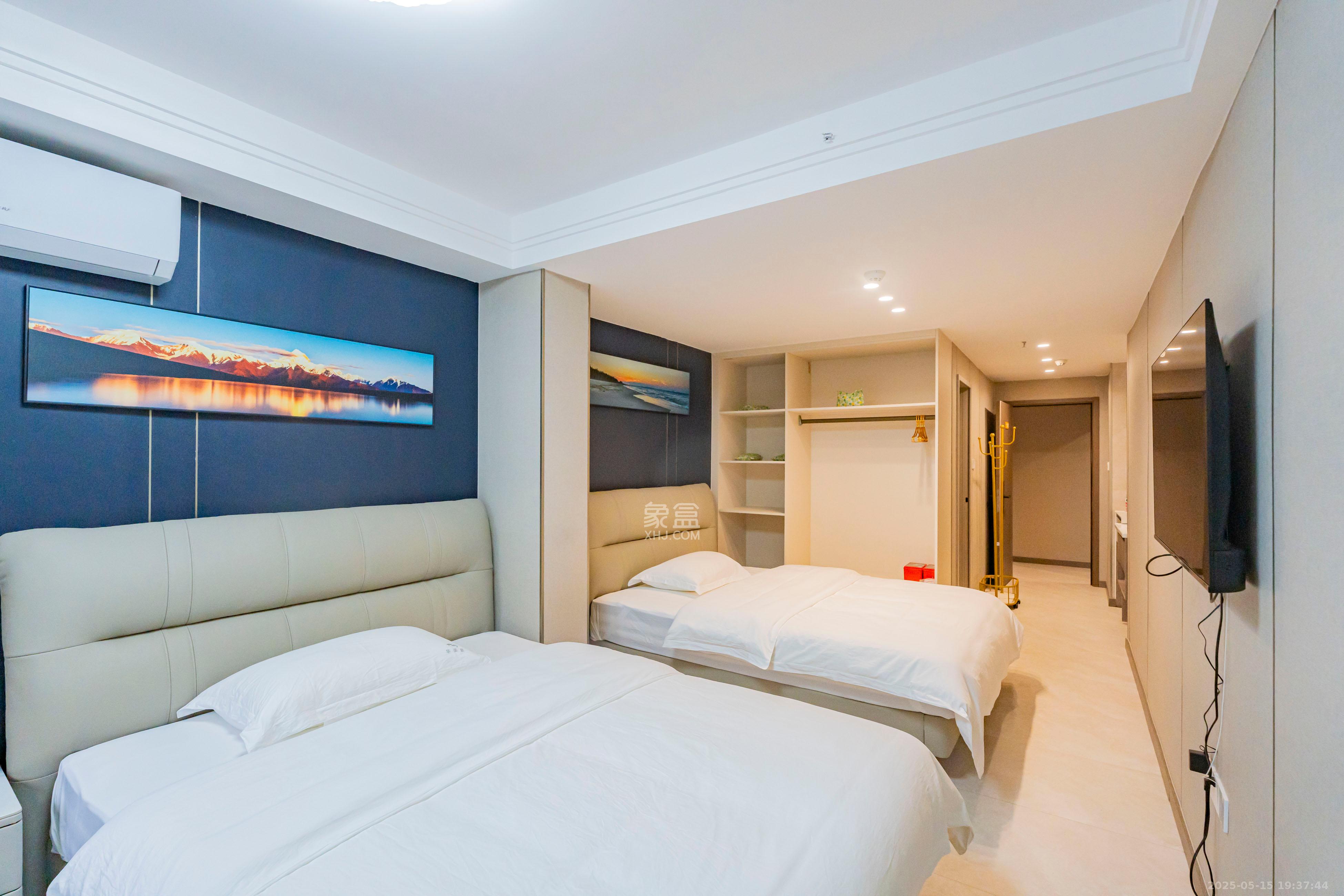 万煦园  10室3厅10卫    400.0万 万煦园  10室3厅10卫    400.0万卧室