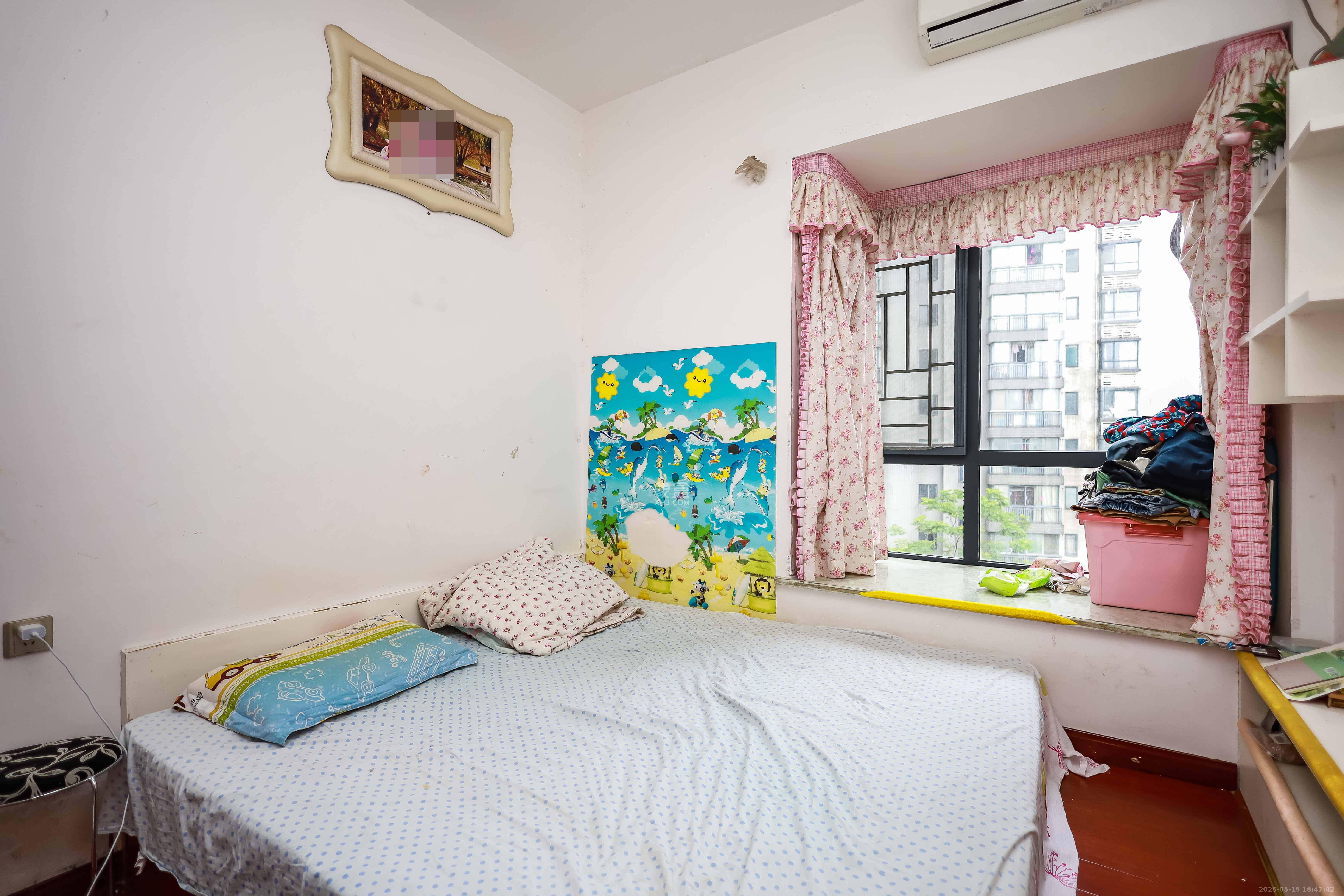 莱茵城  3室2厅2卫    95.8万 莱茵城  3室2厅2卫    95.8万卧室