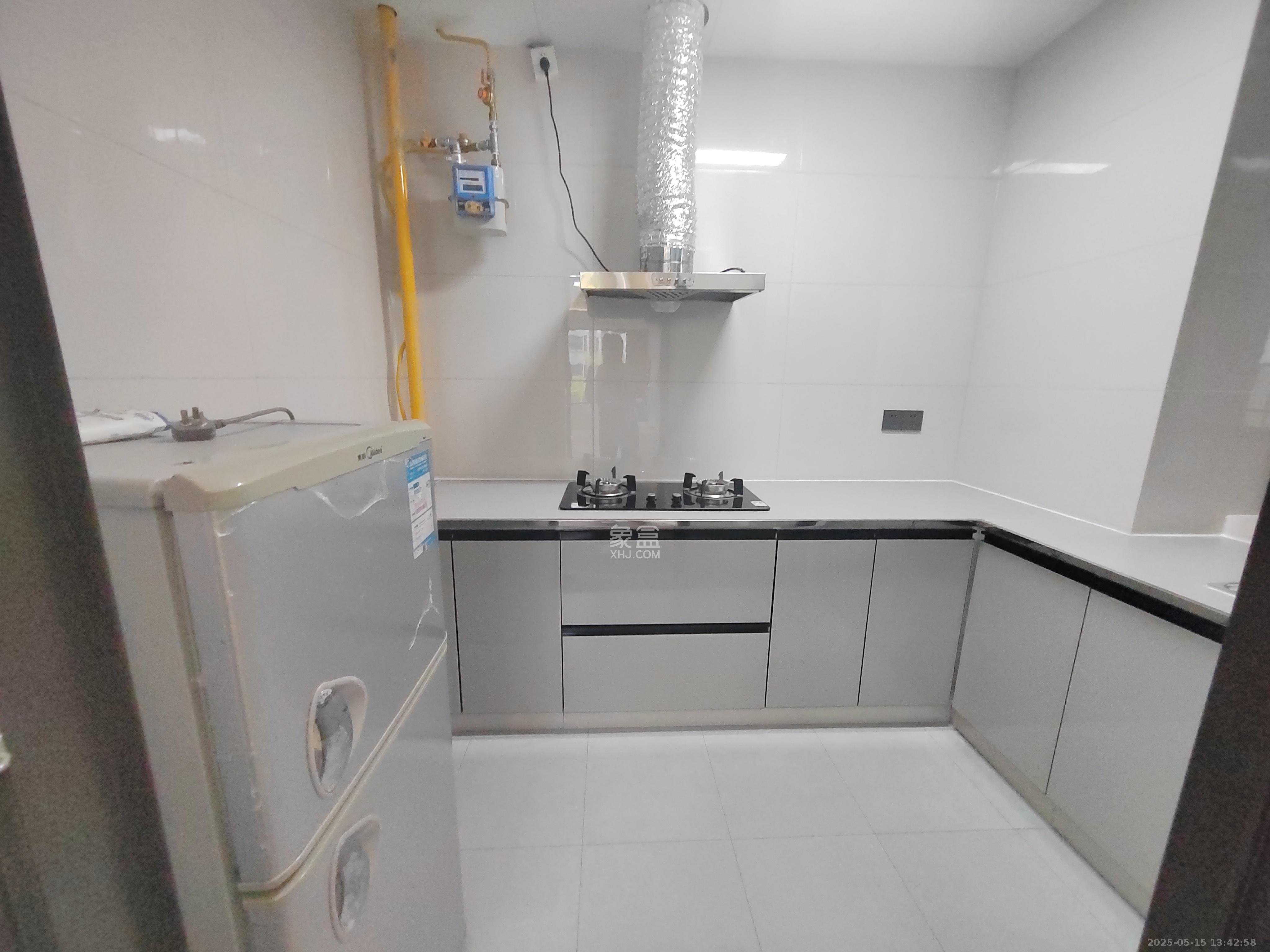 步步高新天地瑞府  3室2厅1卫    1500.0元/月 步步高新天地瑞府  3室2厅1卫    1500.0元/月室内图