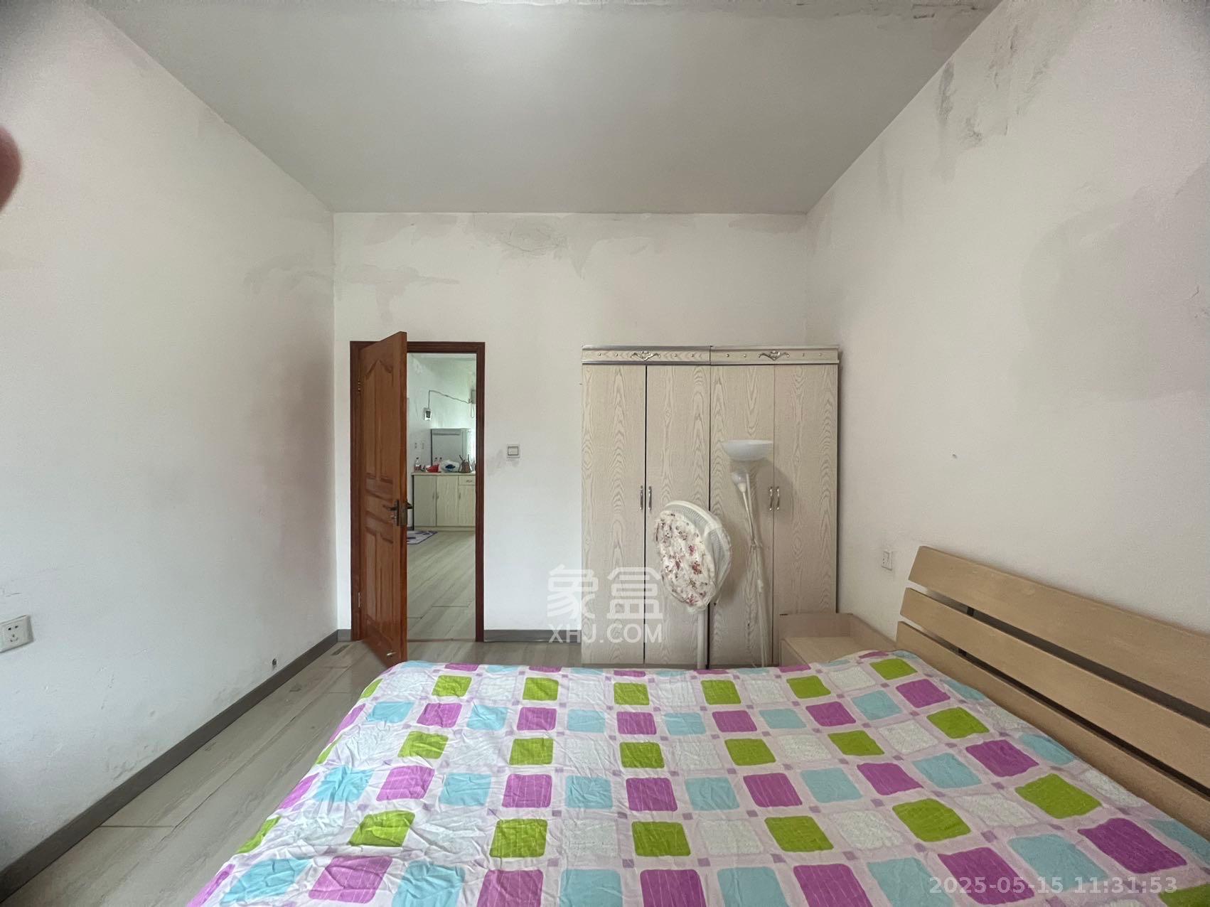 中南汽车世界 2室2厅1卫 1000.0元/月 中南汽车世界 2室2厅1卫 1000.0元/月室内图