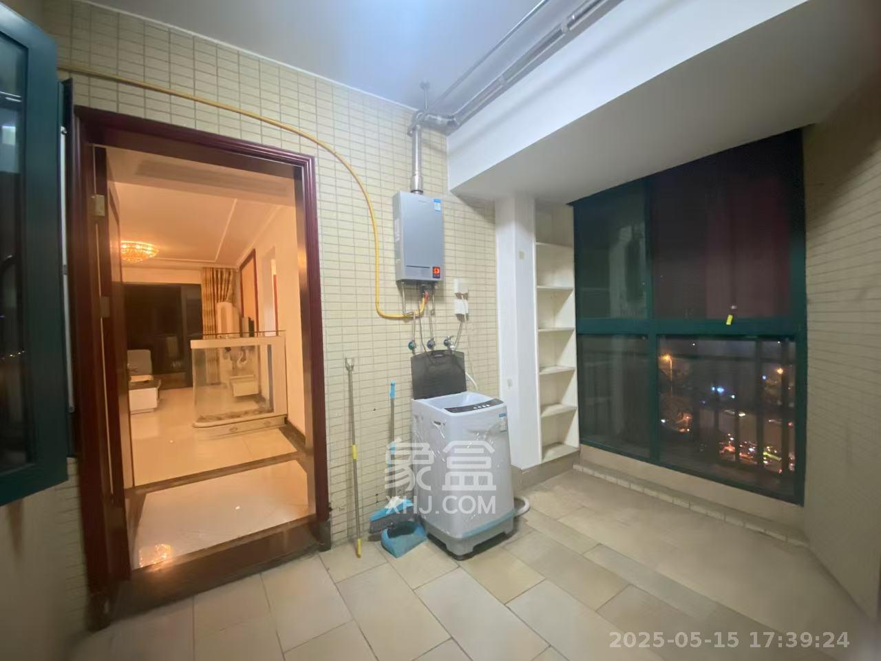 恒大城  2室2厅1卫   1900.00元/月室内图