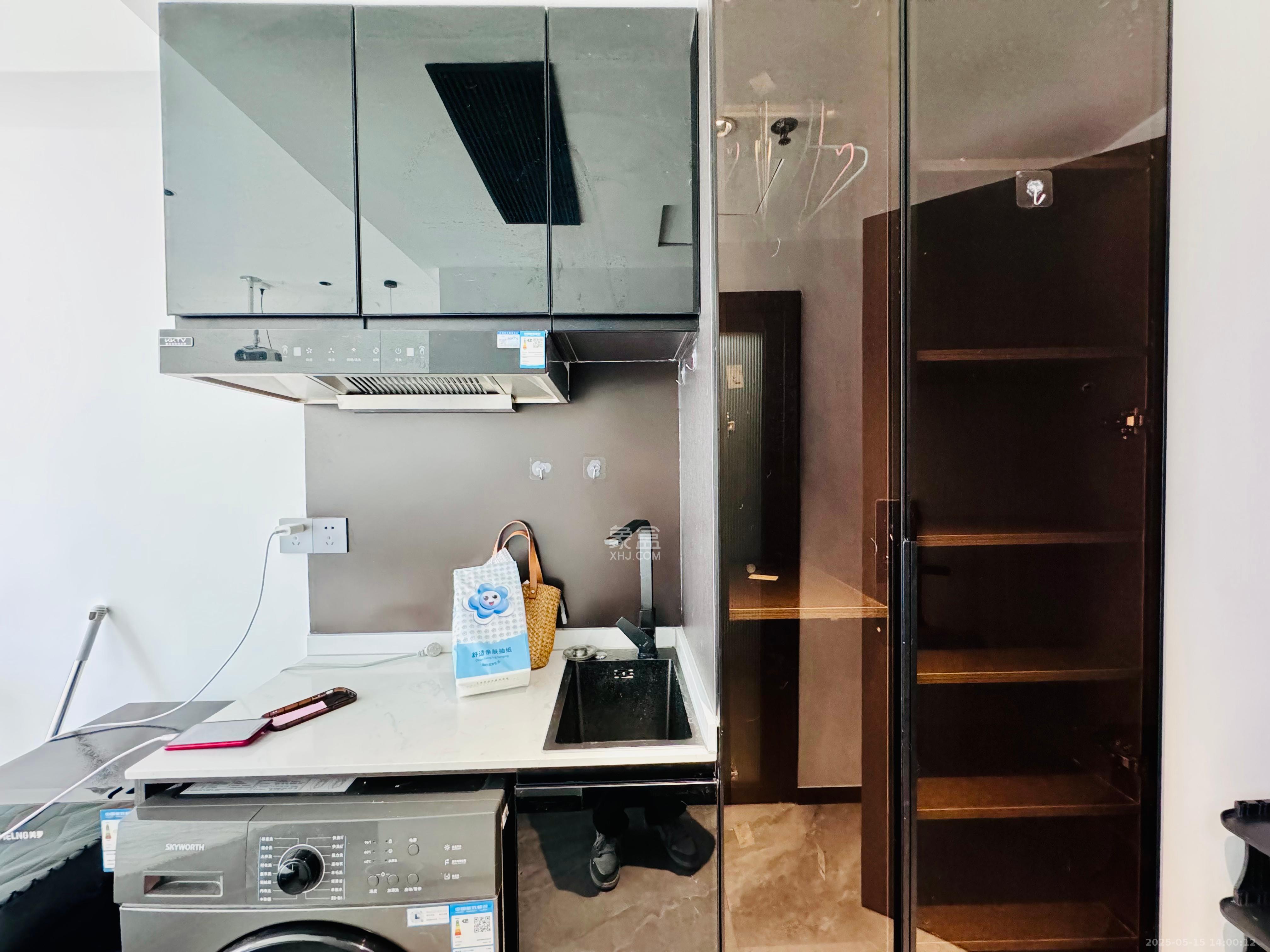 龙湖铂金岛 2室1厅1卫 1600.0元/月 龙湖铂金岛 2室1厅1卫 1600.0元/月室内图