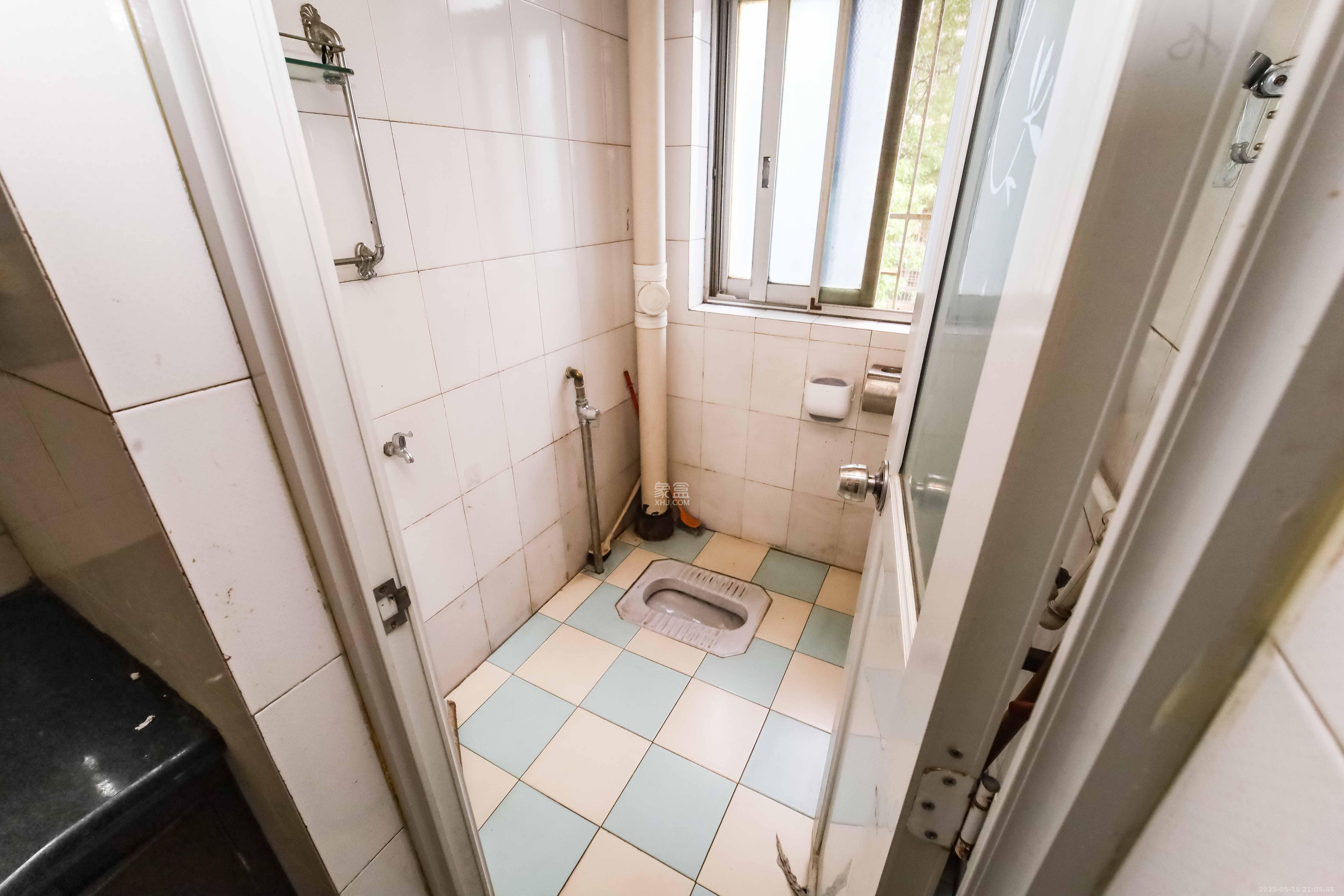 新世纪家园  2室2厅1卫    58.0万 新世纪家园  2室2厅1卫    58.0万卫生间