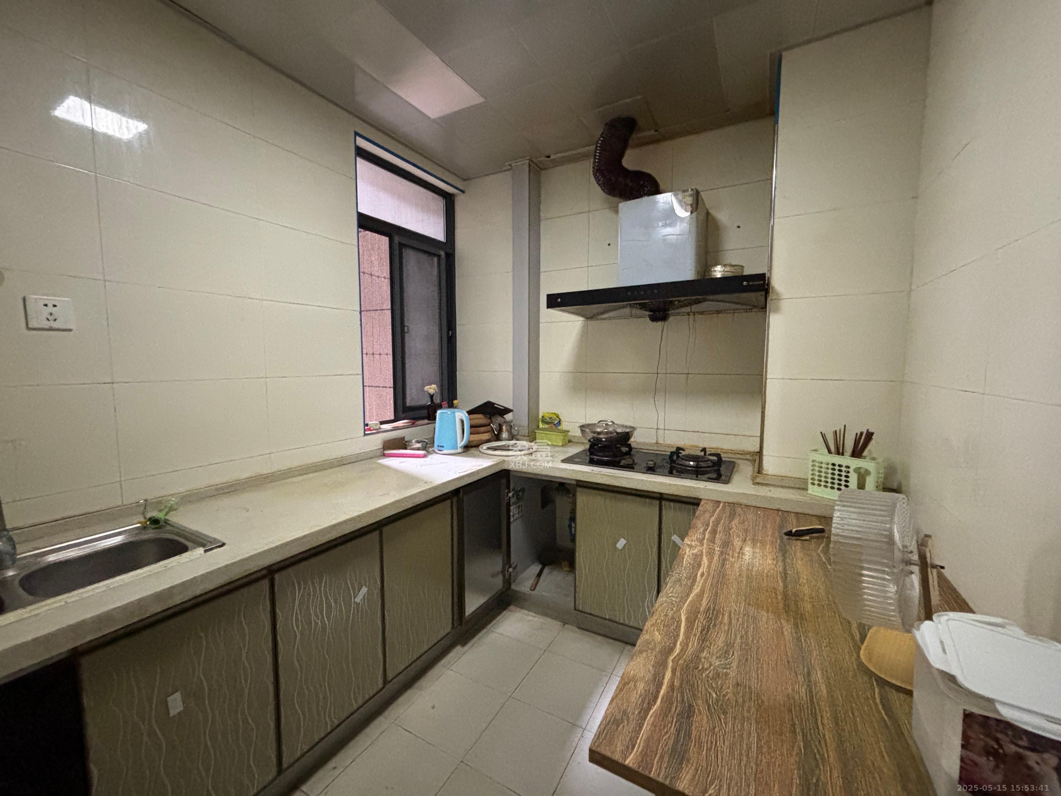 阳光锦城  3室2厅2卫    2800.0元/月室内图