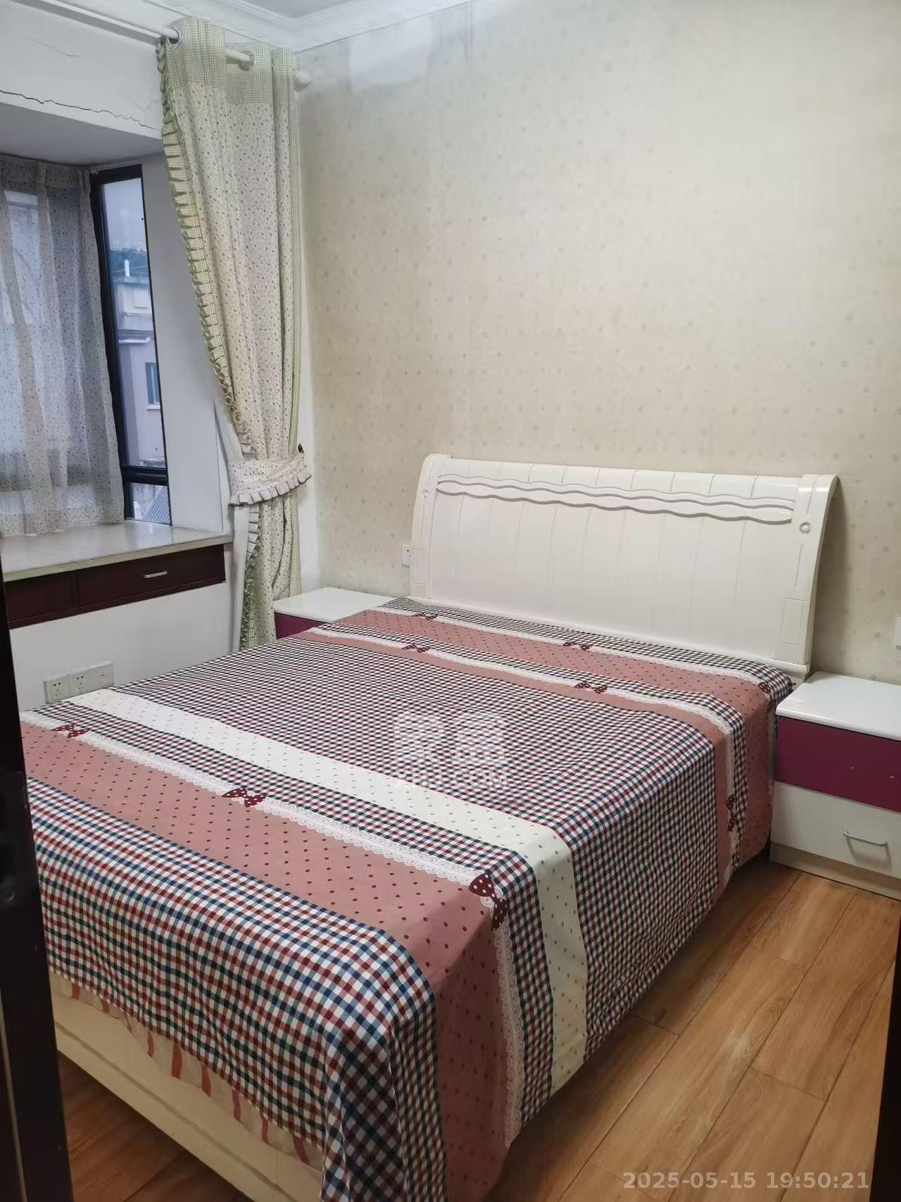 东玺门  2室2厅1卫   2600.00元/月室内图