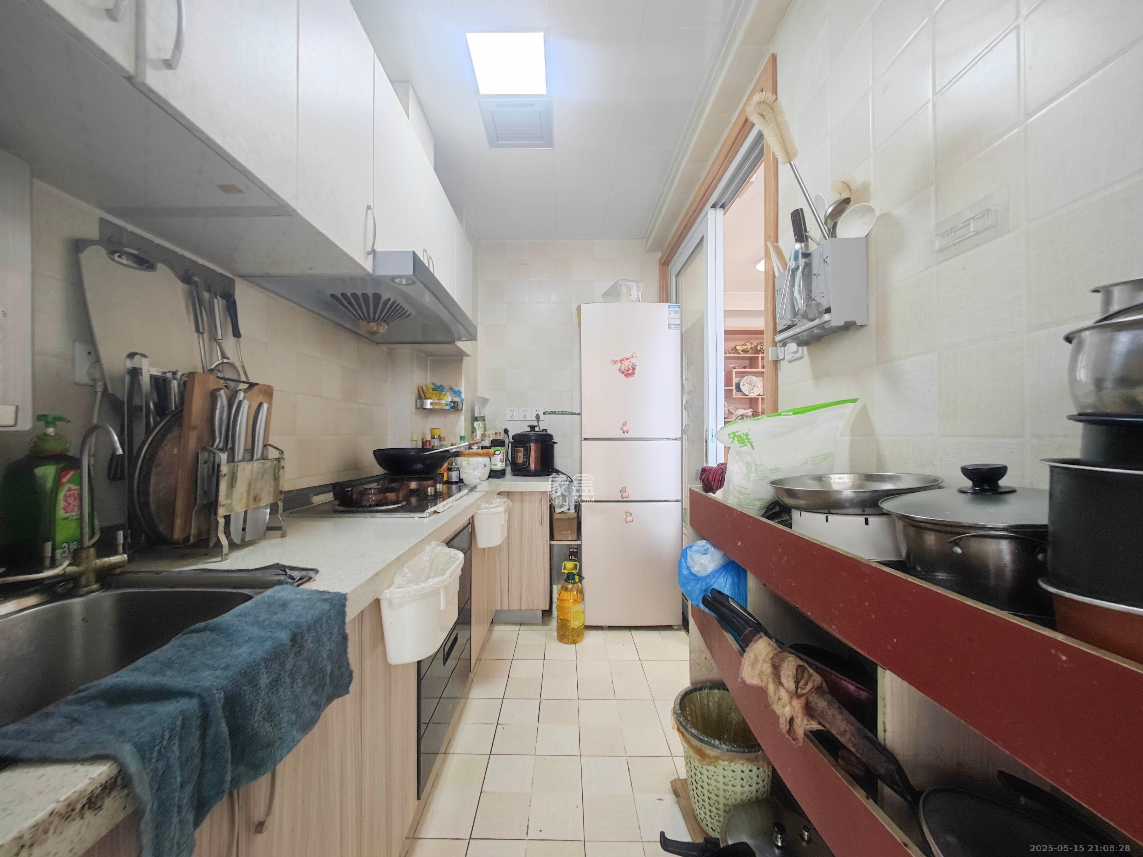 蓝光幸福满庭  3室2厅1卫   95.00万其他