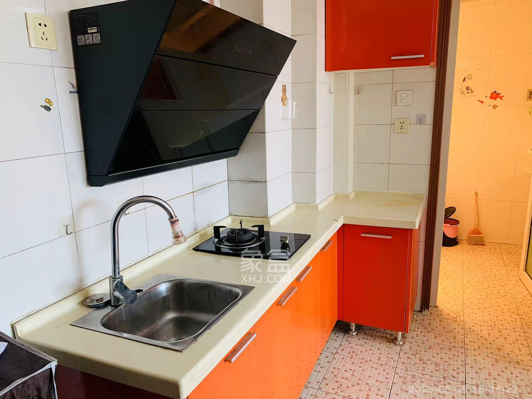 鸿盛大厦  1室1厅1卫    2200.0元/月 鸿盛大厦  1室1厅1卫    2200.0元/月