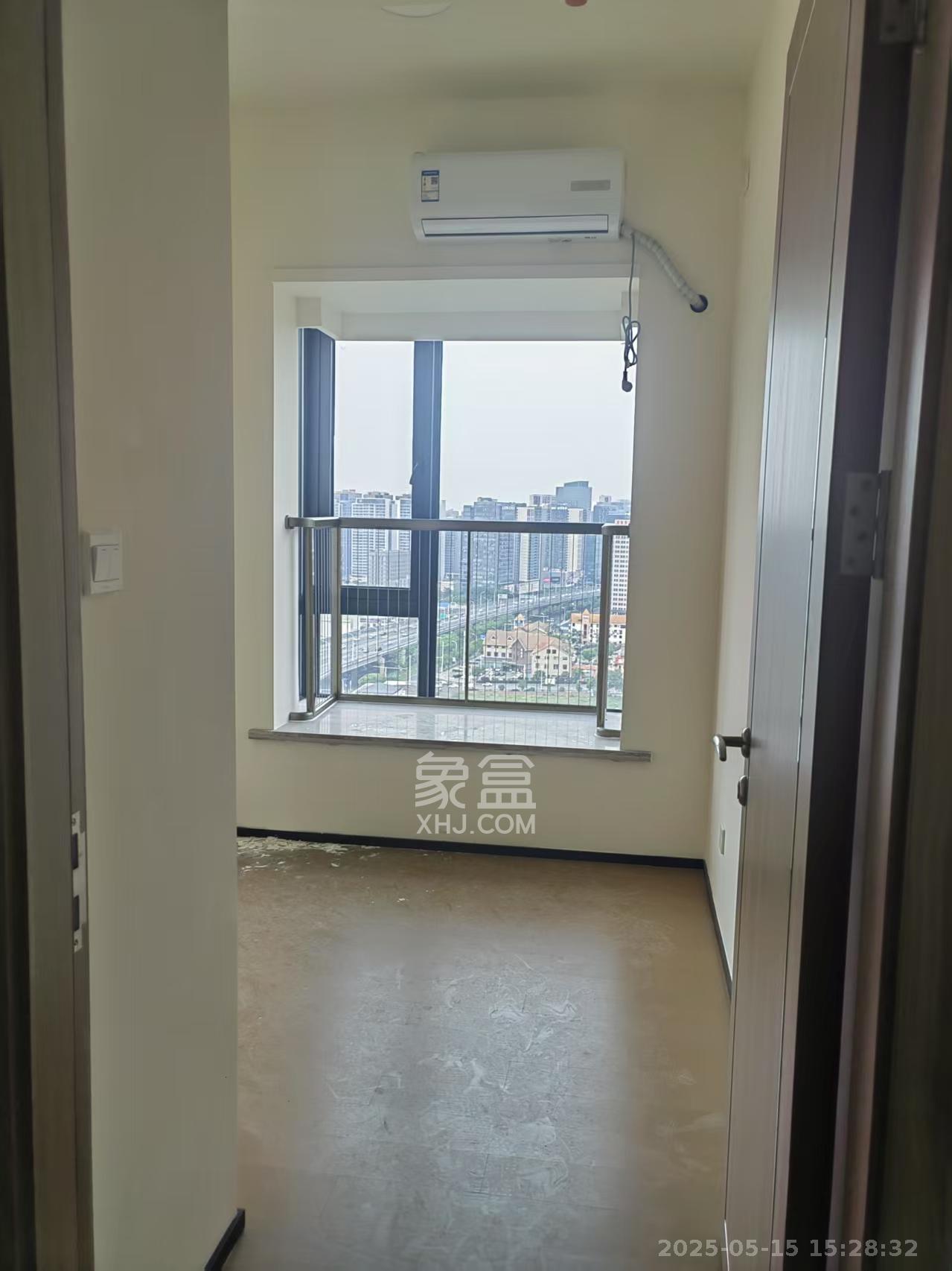 恒大金融广场  2室2厅1卫    2800.0元/月 恒大金融广场  2室2厅1卫    2800.0元/月室内图