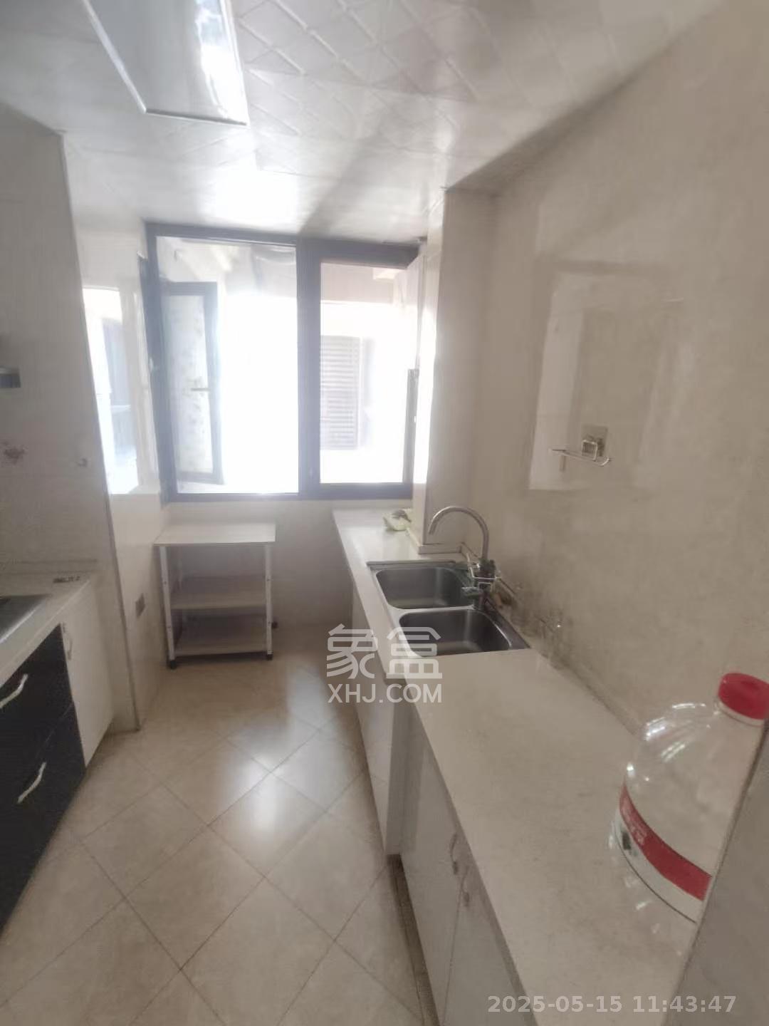 海洋半岛(月珑湾) 3室2厅1卫 2500.0元/月 海洋半岛(月珑湾) 3室2厅1卫 2500.0元/月室内图