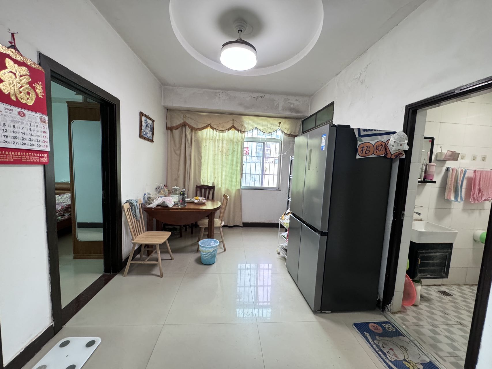 汇亘大厦 3室2厅1卫 90.0万 汇亘大厦 3室2厅1卫 90.0万客厅