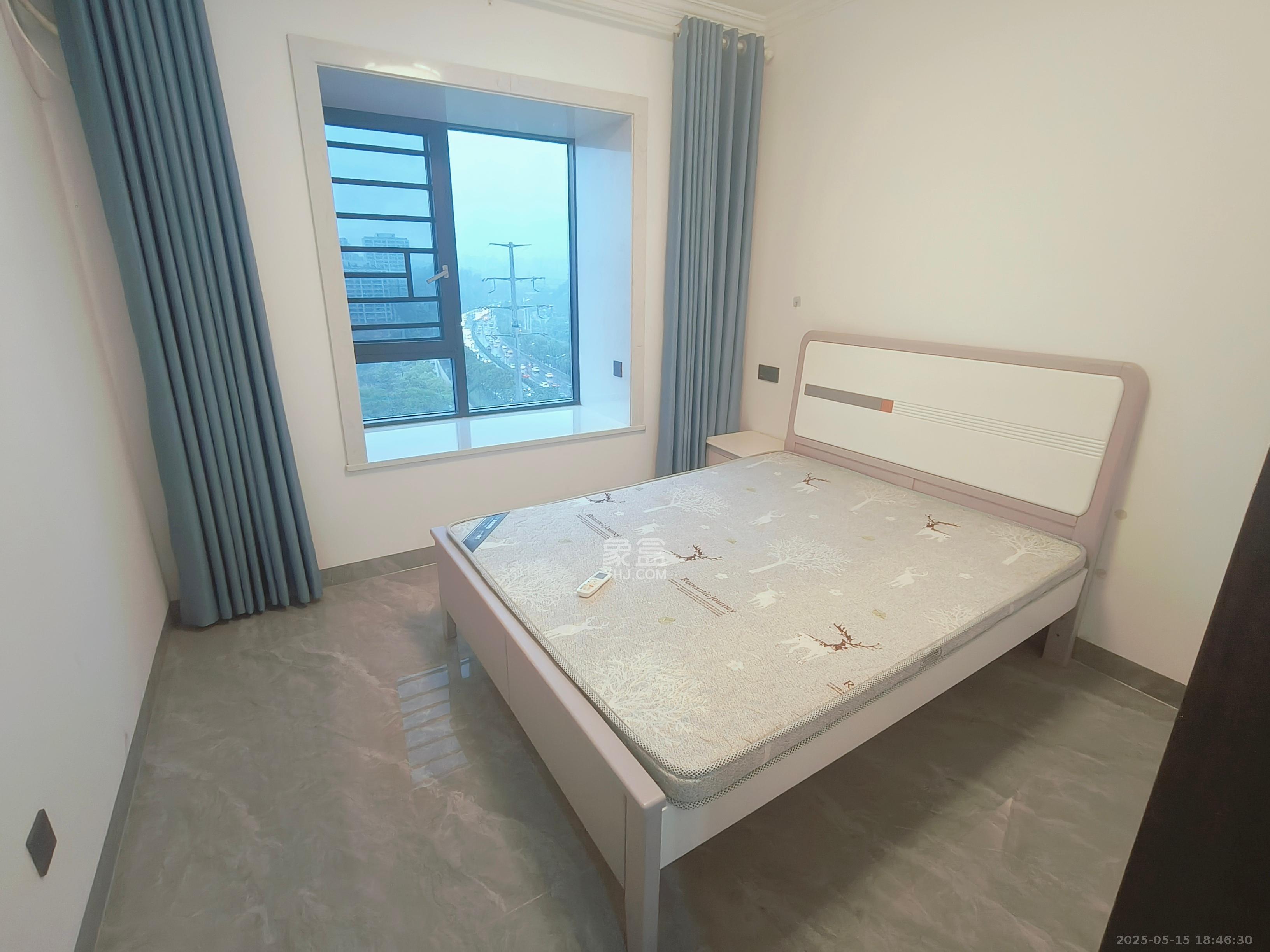 谷峰安置小区（惟德园）  3室2厅2卫   2600.00元/月室内图