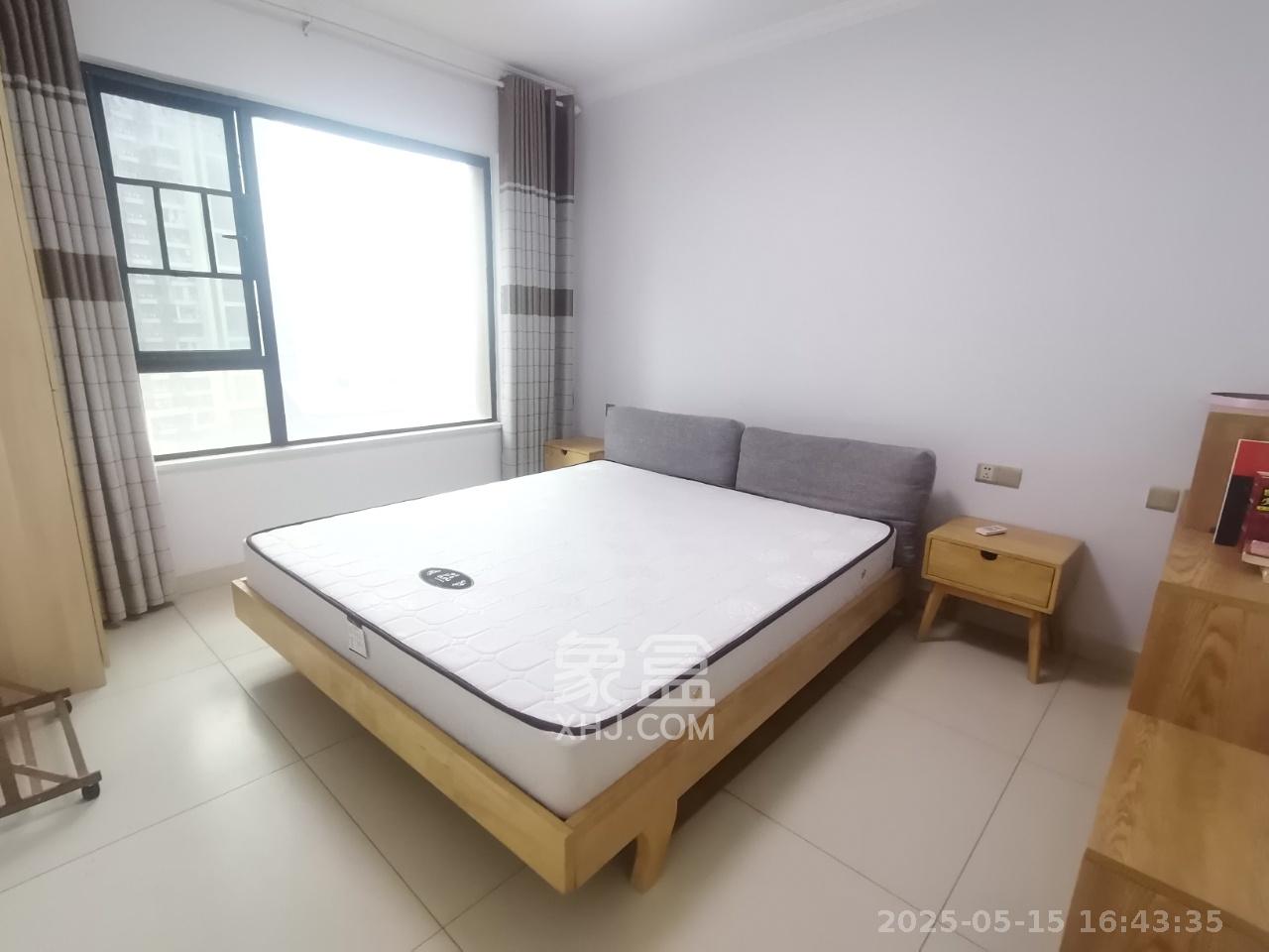 卓越浅水湾  4室2厅2卫    3500.0元/月 卓越浅水湾  4室2厅2卫    3500.0元/月室内图