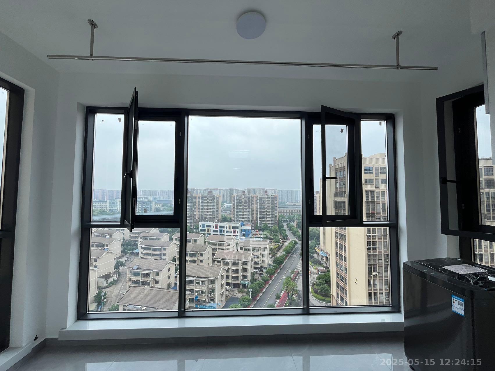 先锋新宇  2室2厅1卫   2100.00元/月室内图